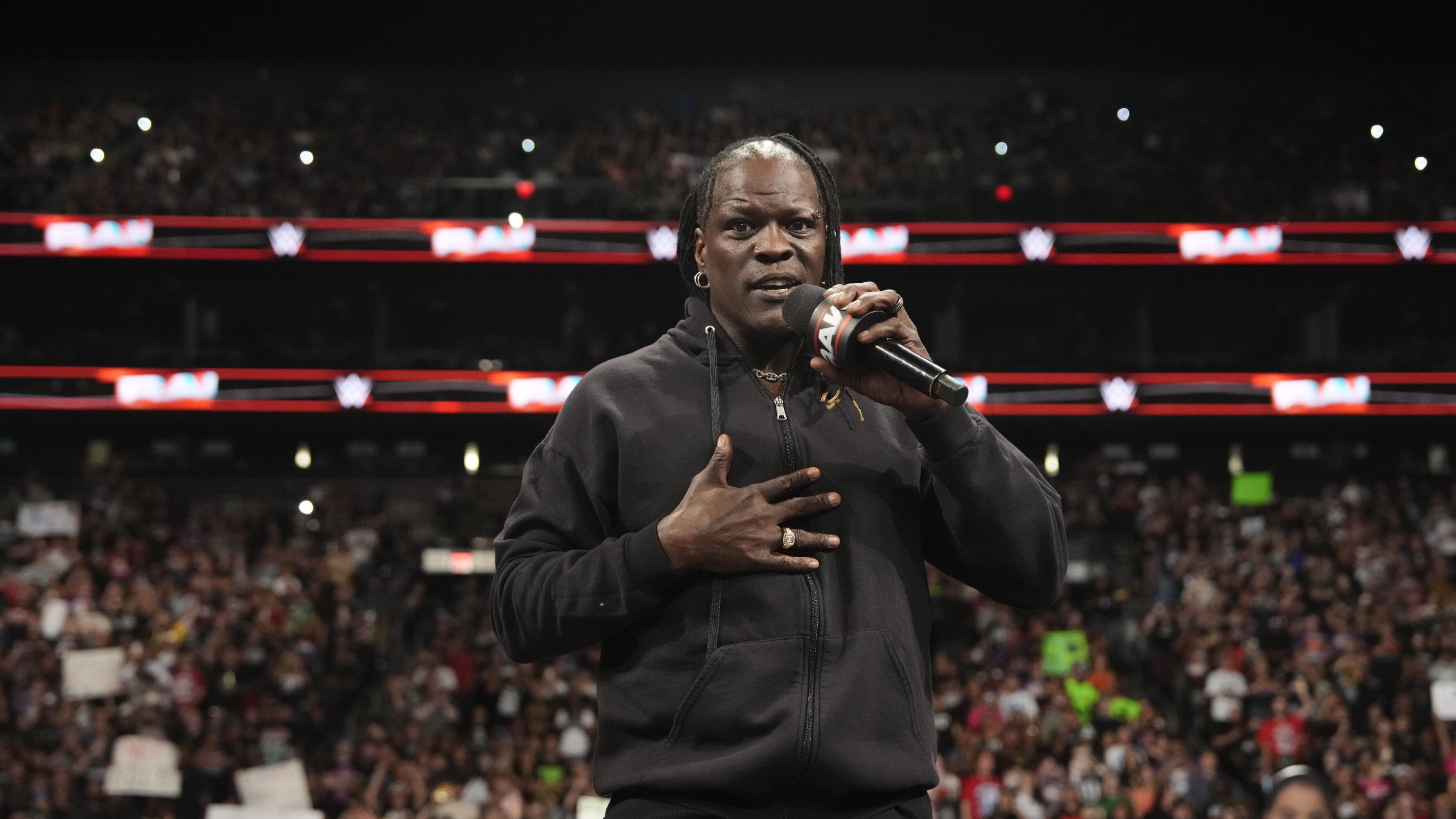 Buy or sell Goldberg Retirement Update, Usos Reunion, WWE's Biggest Fear and more