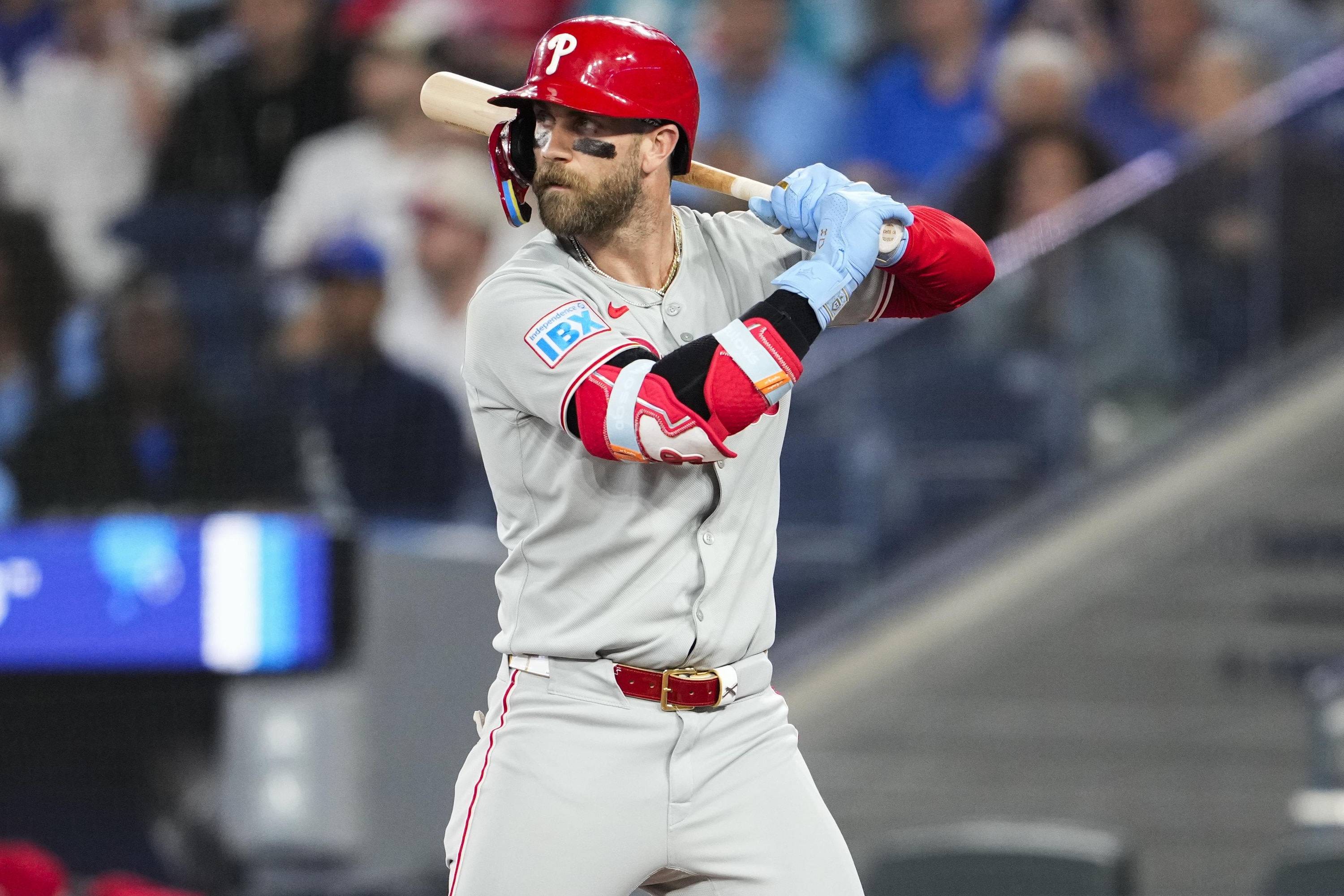 Phillies' Bryce Harper Says Wrist Injury Won't Require Surgery, Nearing Return