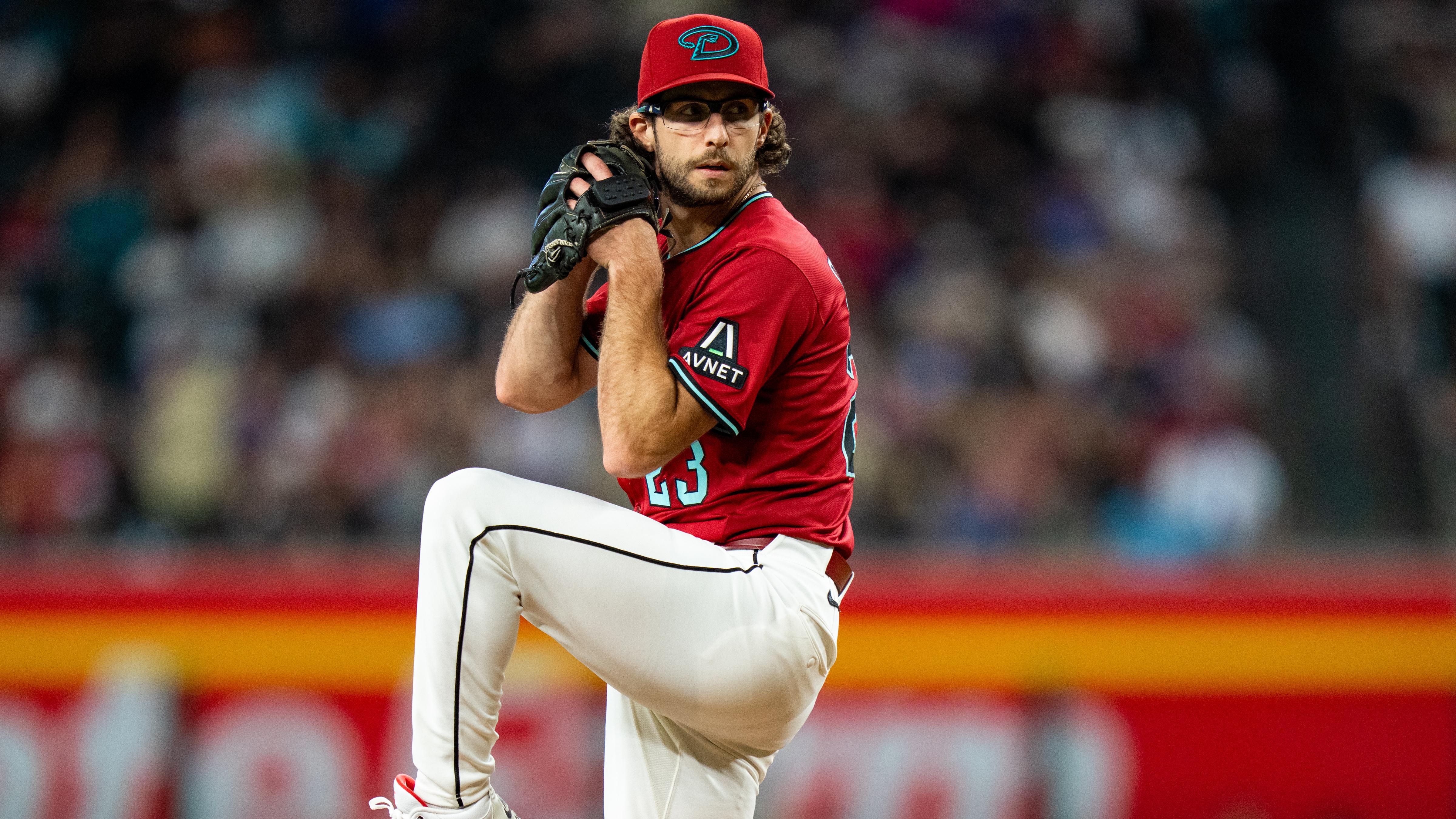 Pittsburgh Pirates v Arizona Diamondbacks