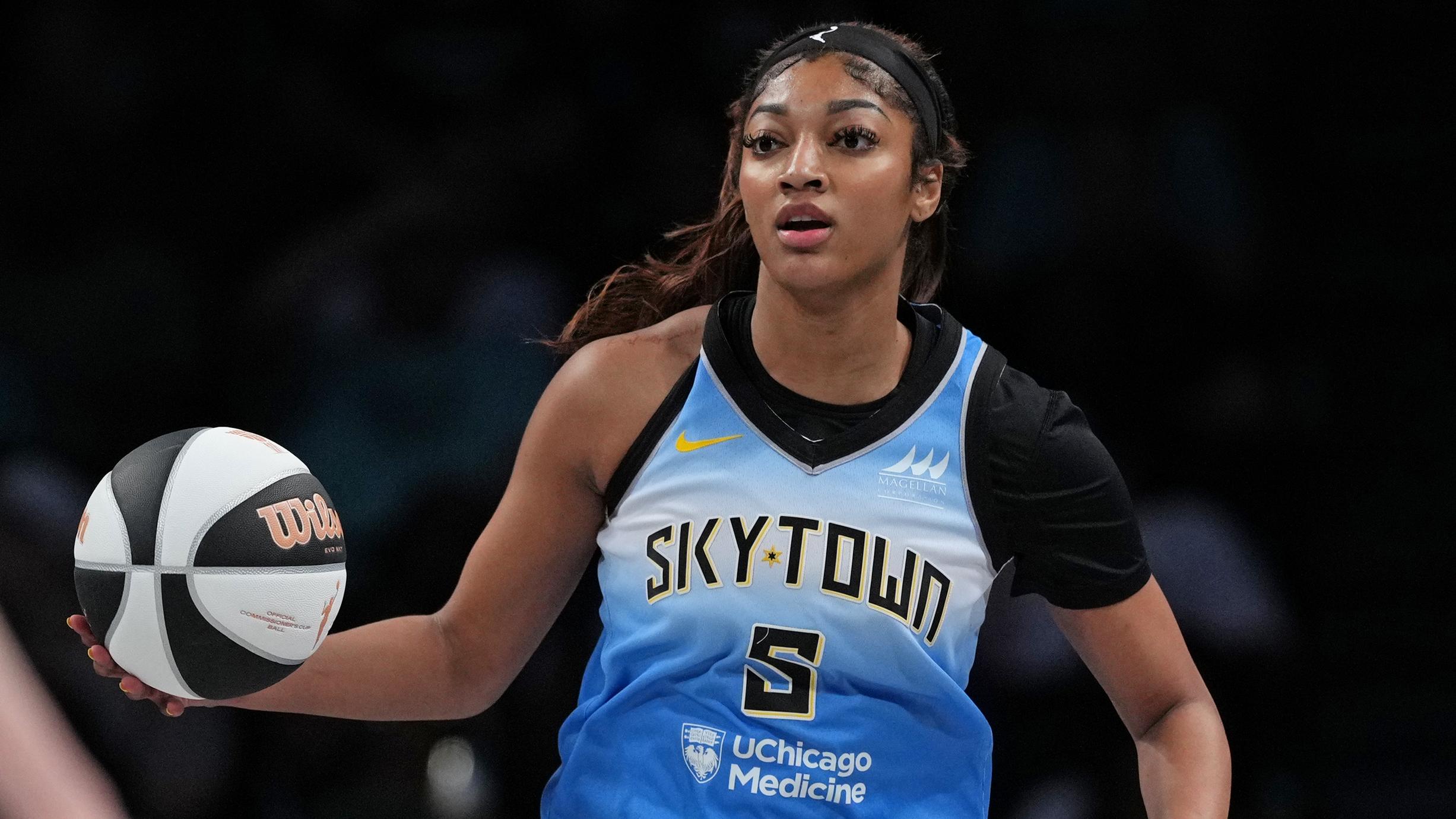 Chicago Sky v New York Liberty