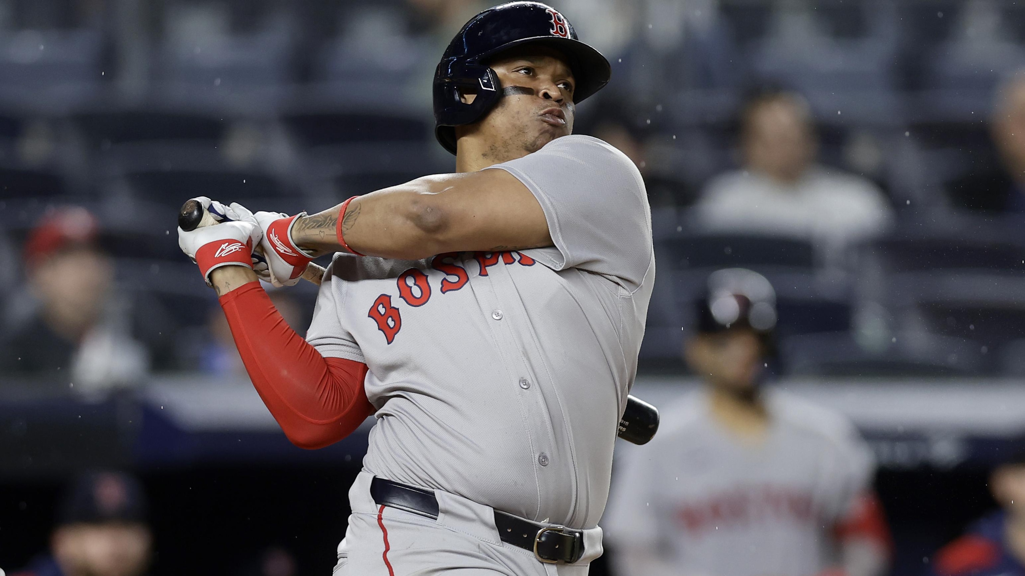 Giants' Posey Says Rafael Devers Can Play 1B, 3B After Refusing Move for Red Sox