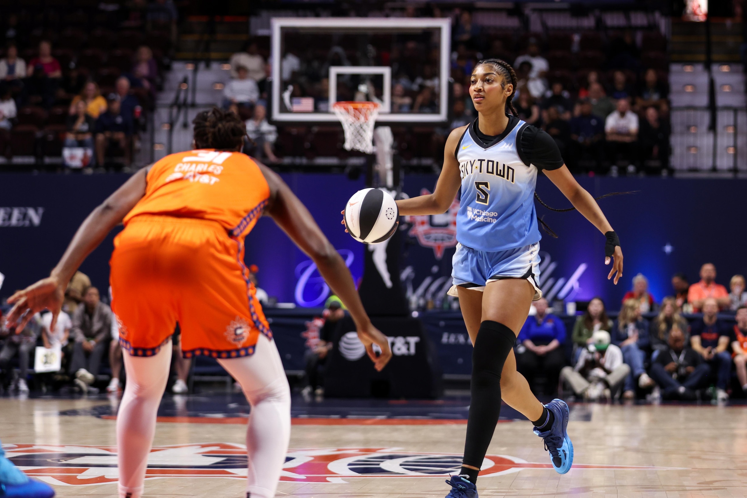 Chicago Sky v Connecticut Sun