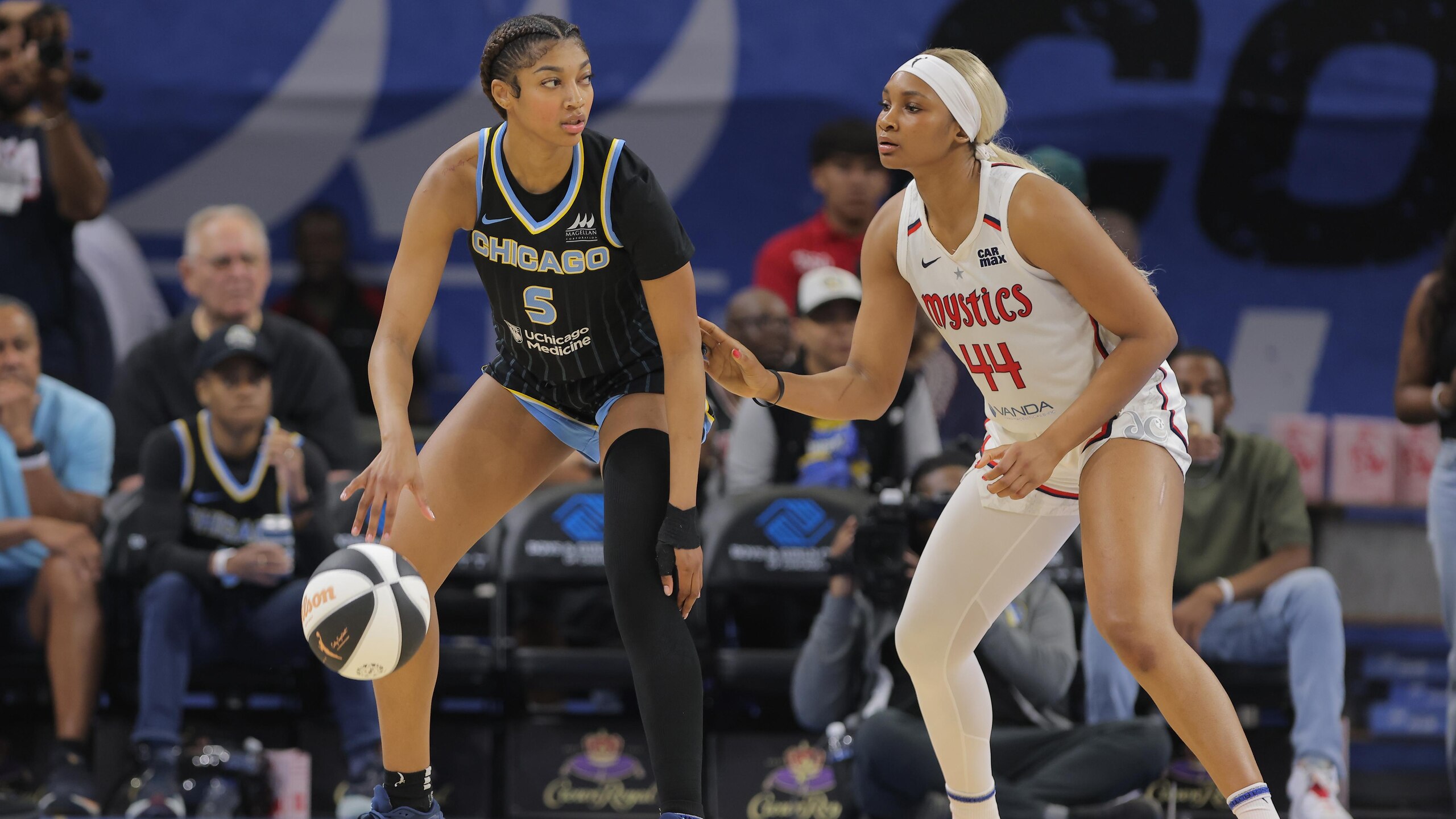 WNBA: JUN 17 Washington Mystics at Chicago Sky