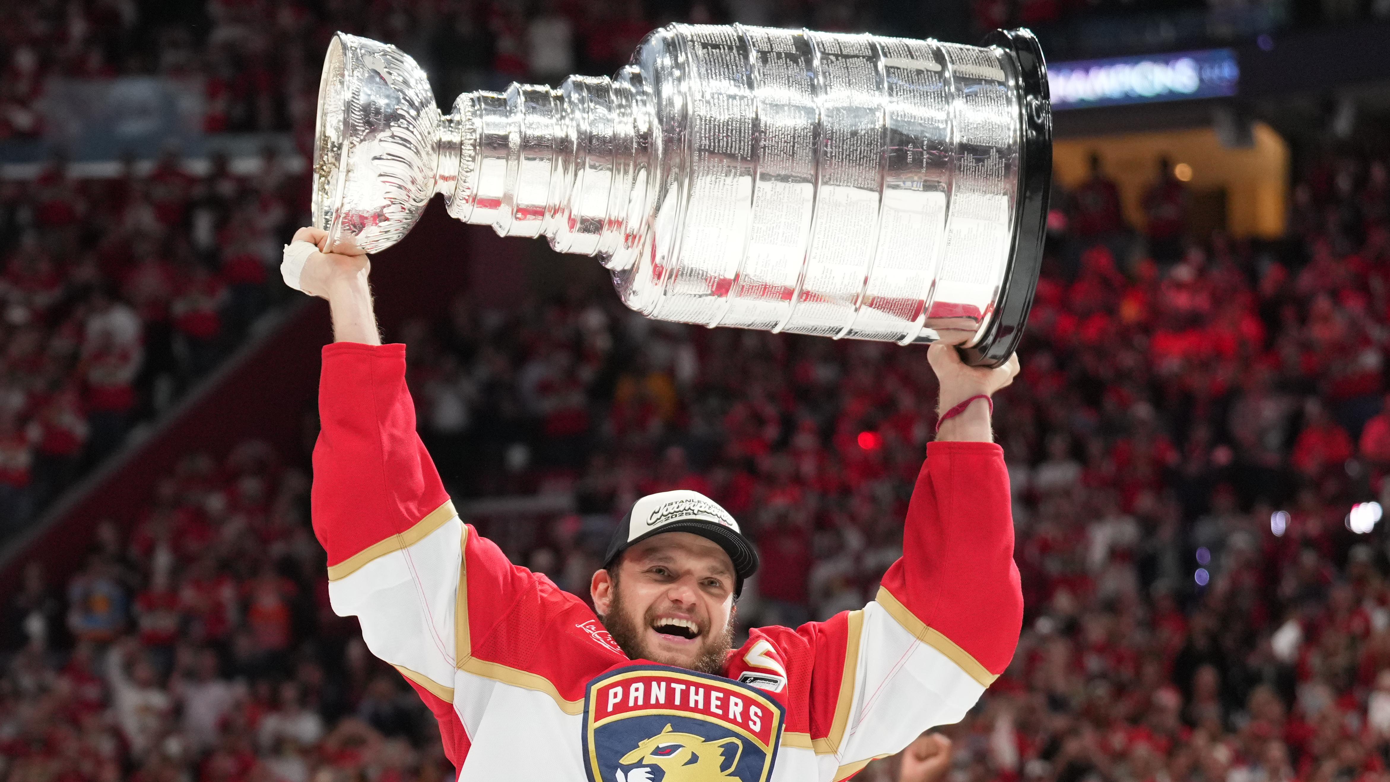NHL: JUN 17 Stanley Cup Final Oilers at Panthers