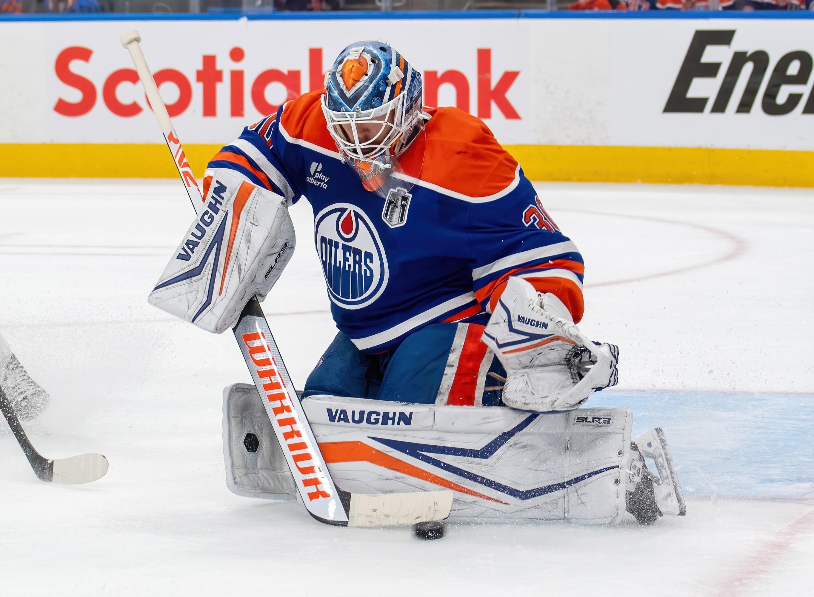 Oilers HC Undecided on Game 6 Goalie vs. Panthers, Defends Pickard After G5 Loss