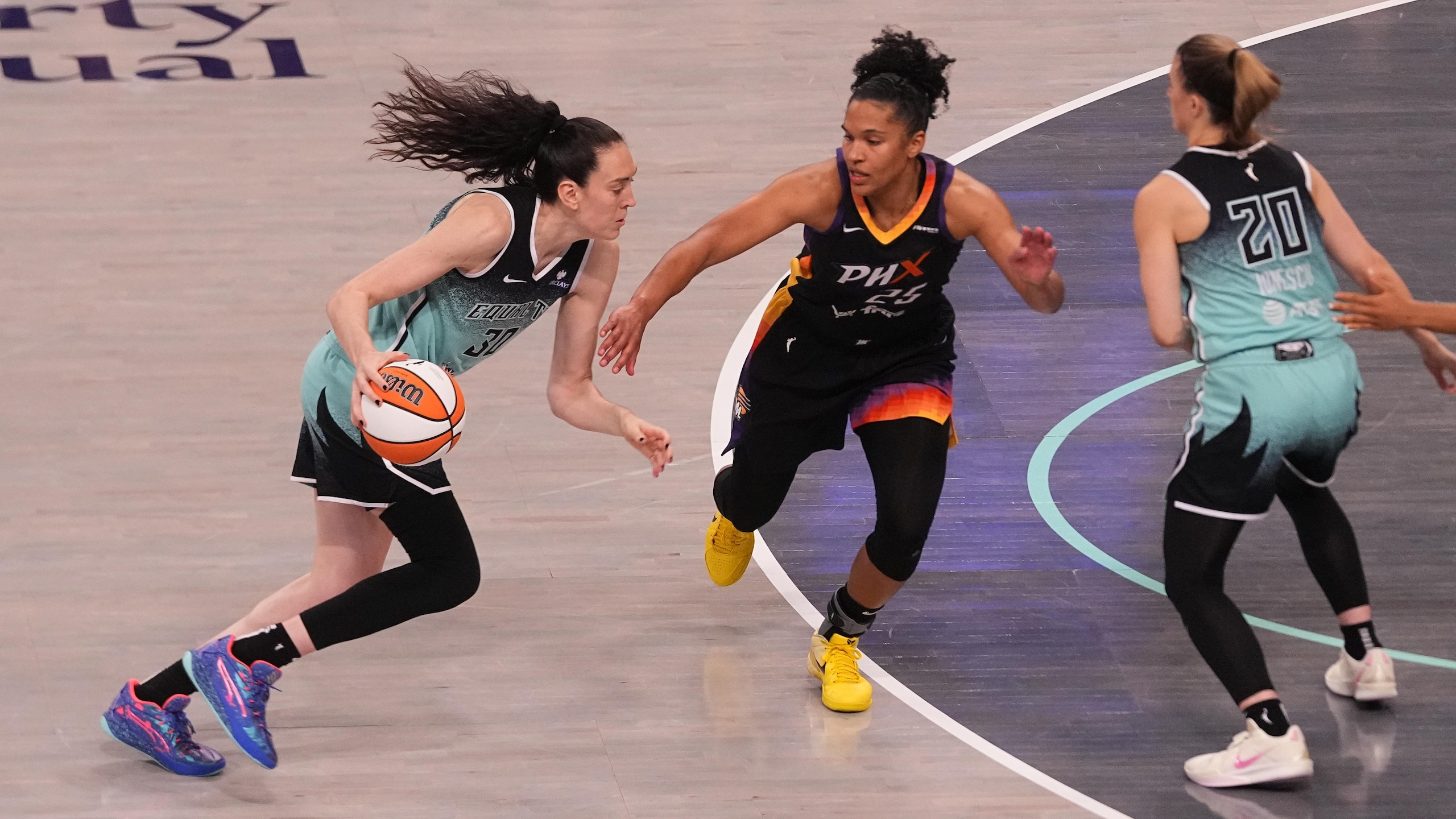 WNBA: JUN 19 Phoenix Mercury at New York Liberty
