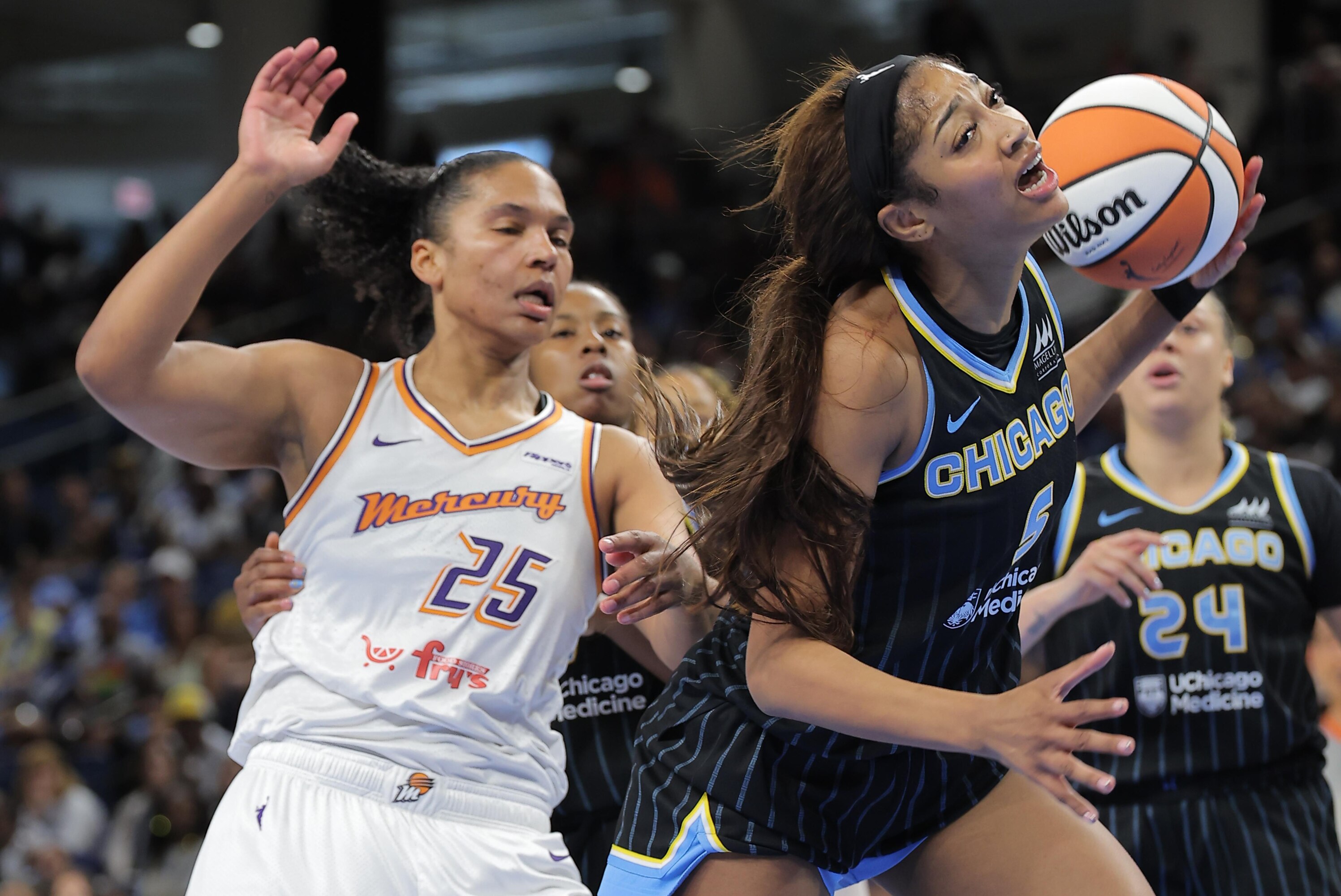 Angel Reese Scores 9 Points as Hailey Van Lith, Sky Routed by Mercury