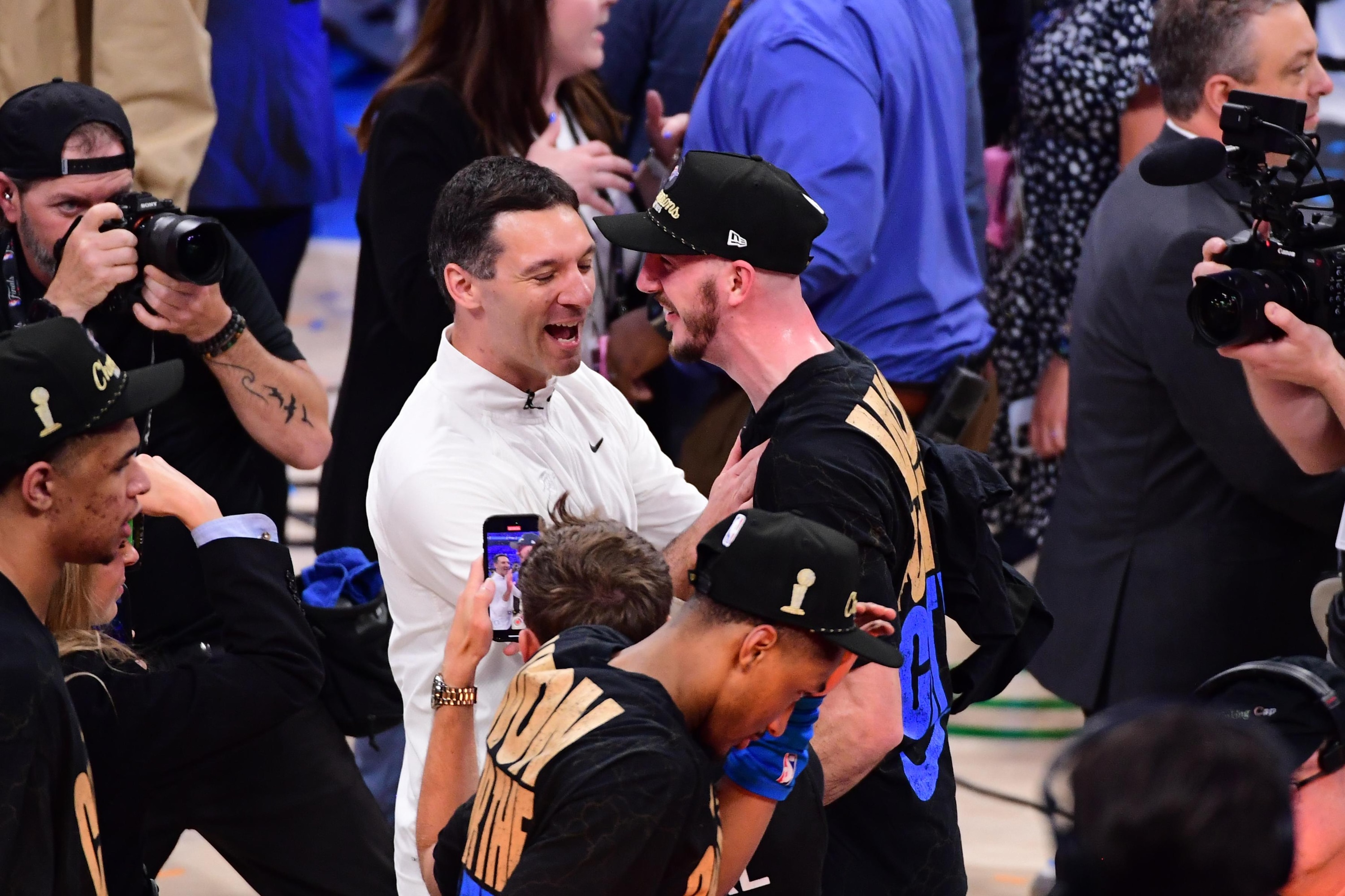 Alex Caruso Plans to Post Viral Daigneault, G League Photo After Thunder's NBA Title