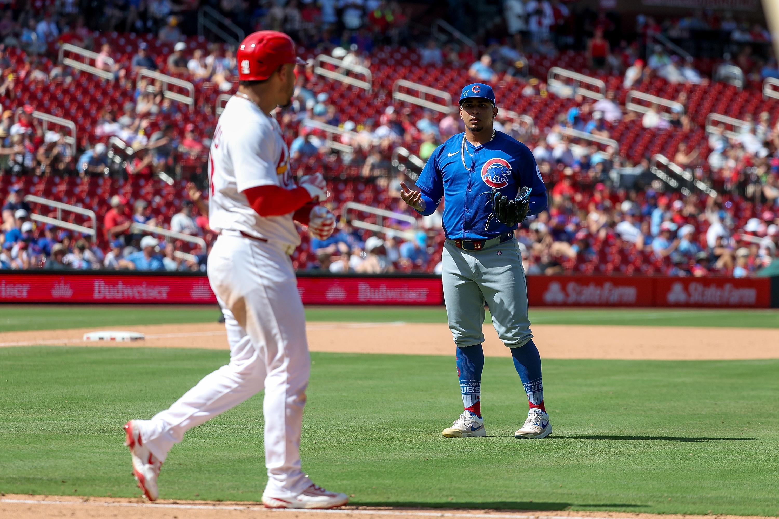 Cardinals' Willson Contreras Apologizes to Cubs After Benches Cleared Following Game