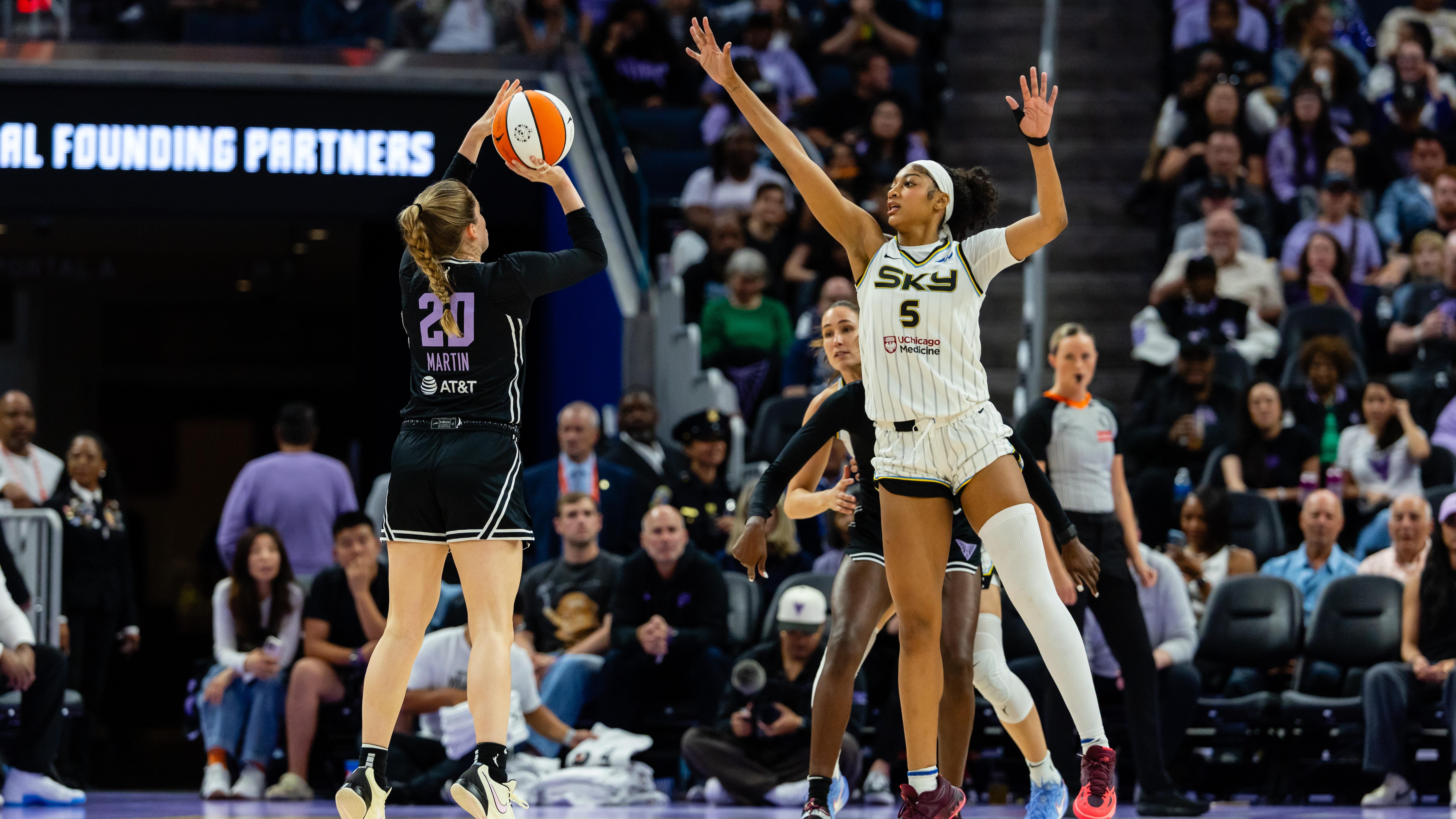 WNBA: JUN 27 Chicago Sky at Golden State Valkyries