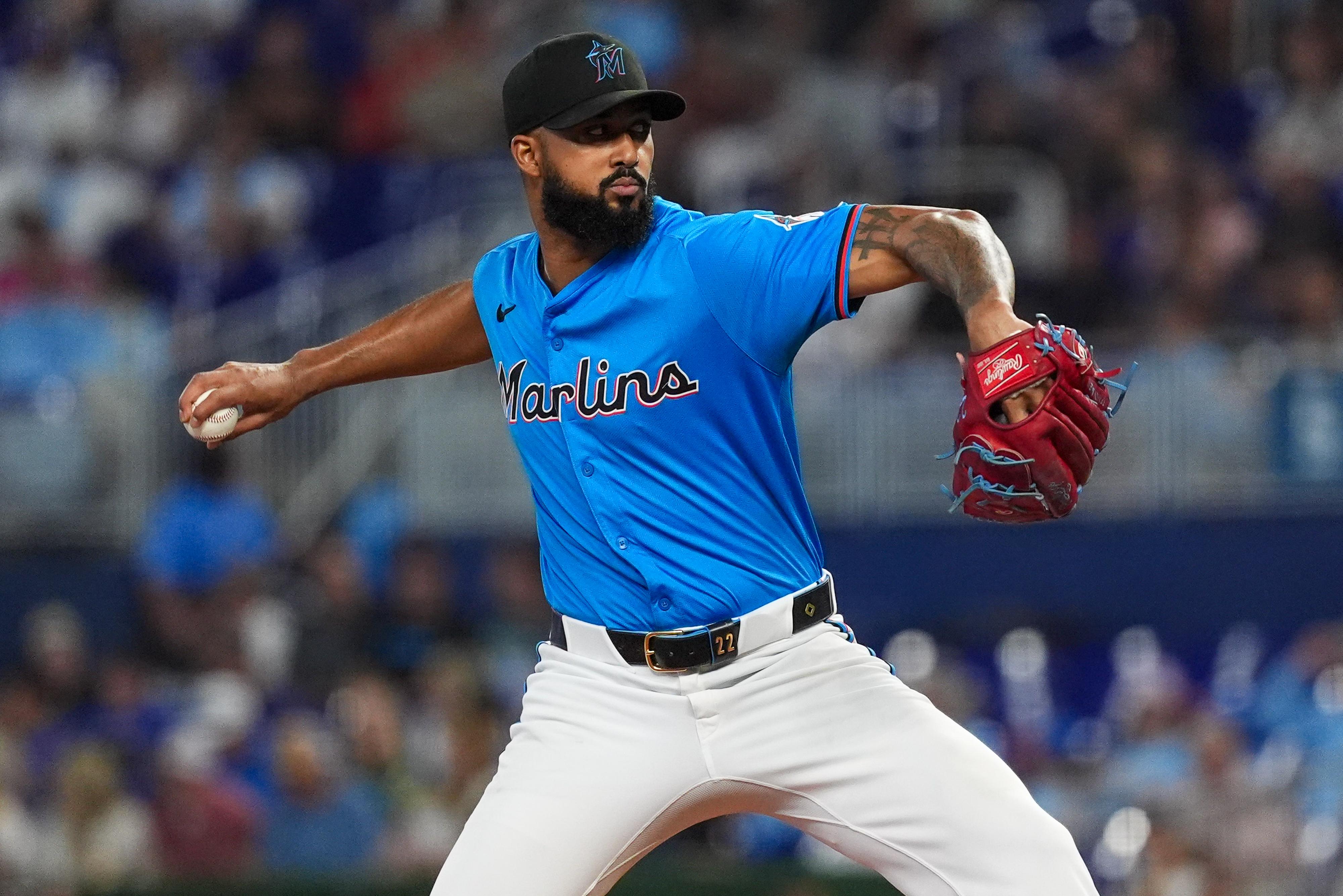 Atlanta Braves v Miami Marlins