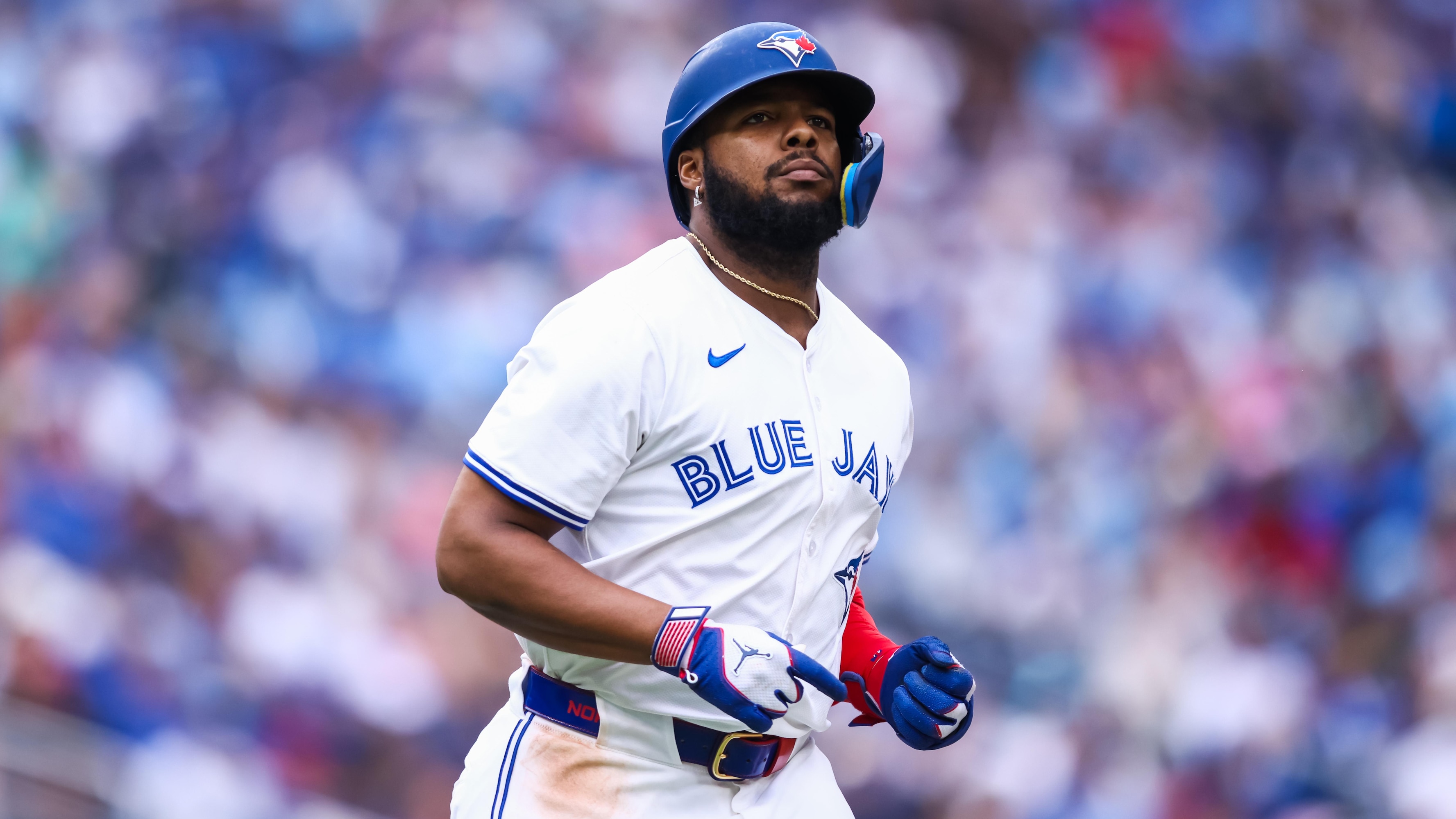 Vlad Guerrero Jr., Jose Ramirez Exit Blue Jays vs. Guardians with Injuries After HBPs