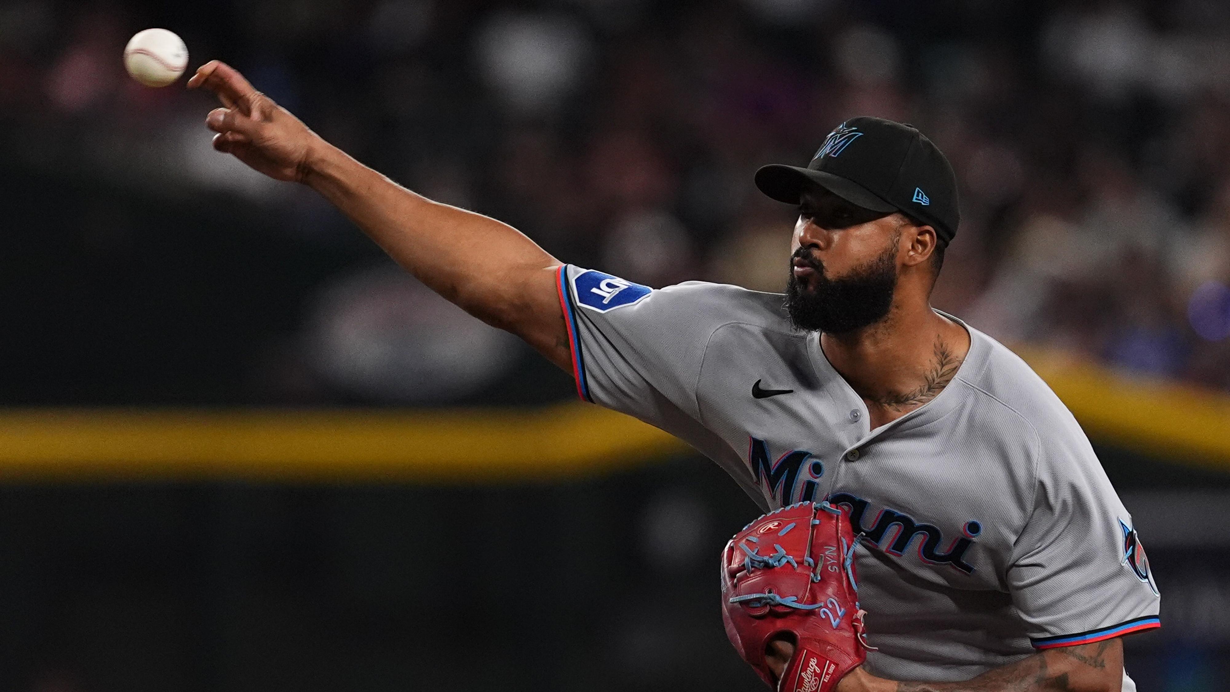 Miami Marlins v Arizona Diamondbacks