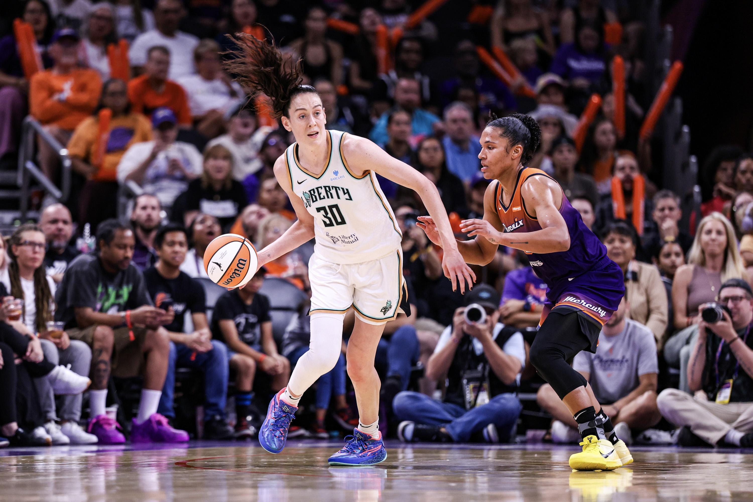 New York Liberty v Phoenix Mercury