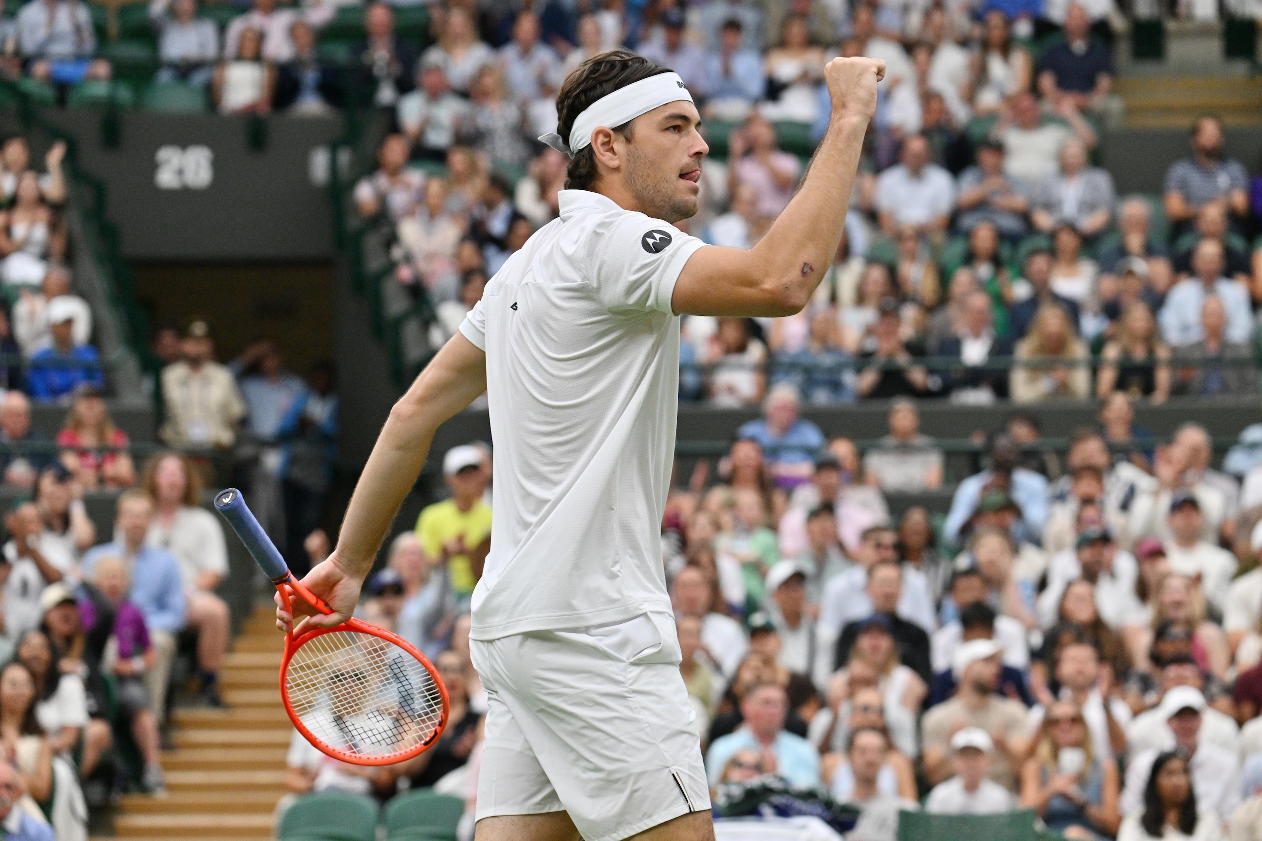Wimbledon Tennis Championships - Day 7 Wimbledon Tennis Championships - Day 7