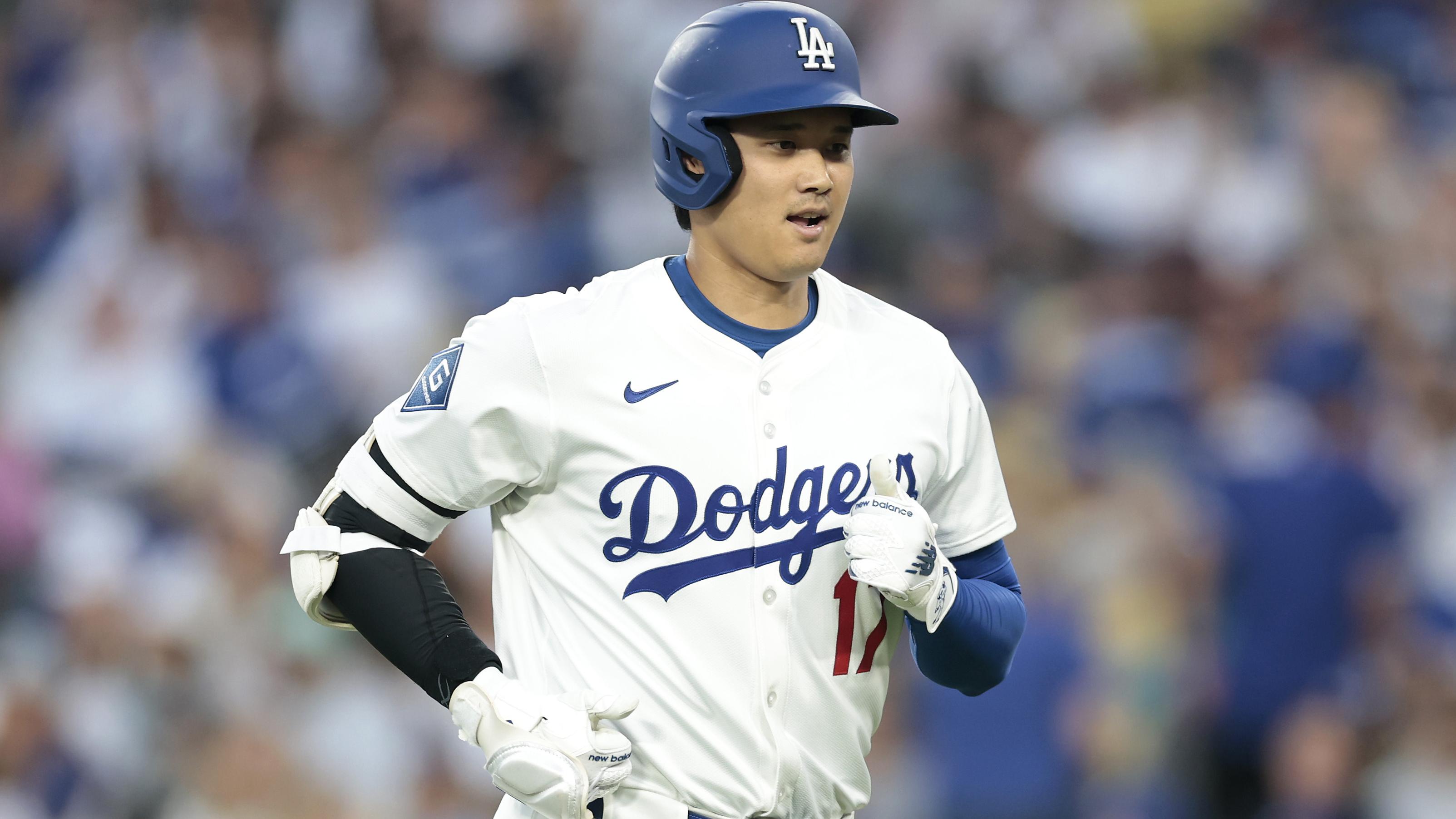 Chicago White Sox v Los Angeles Dodgers