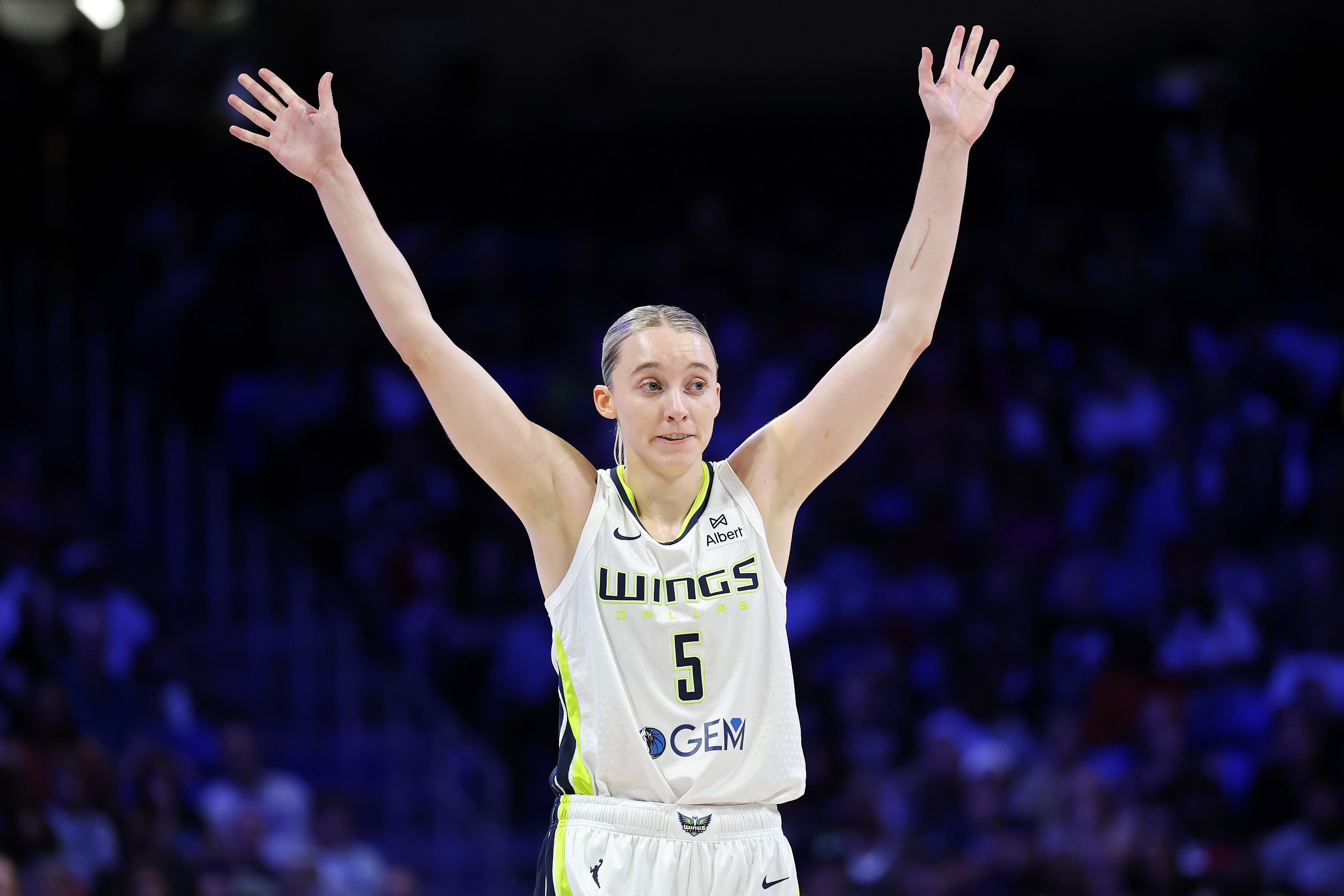 Phoenix Mercury v Dallas Wings
