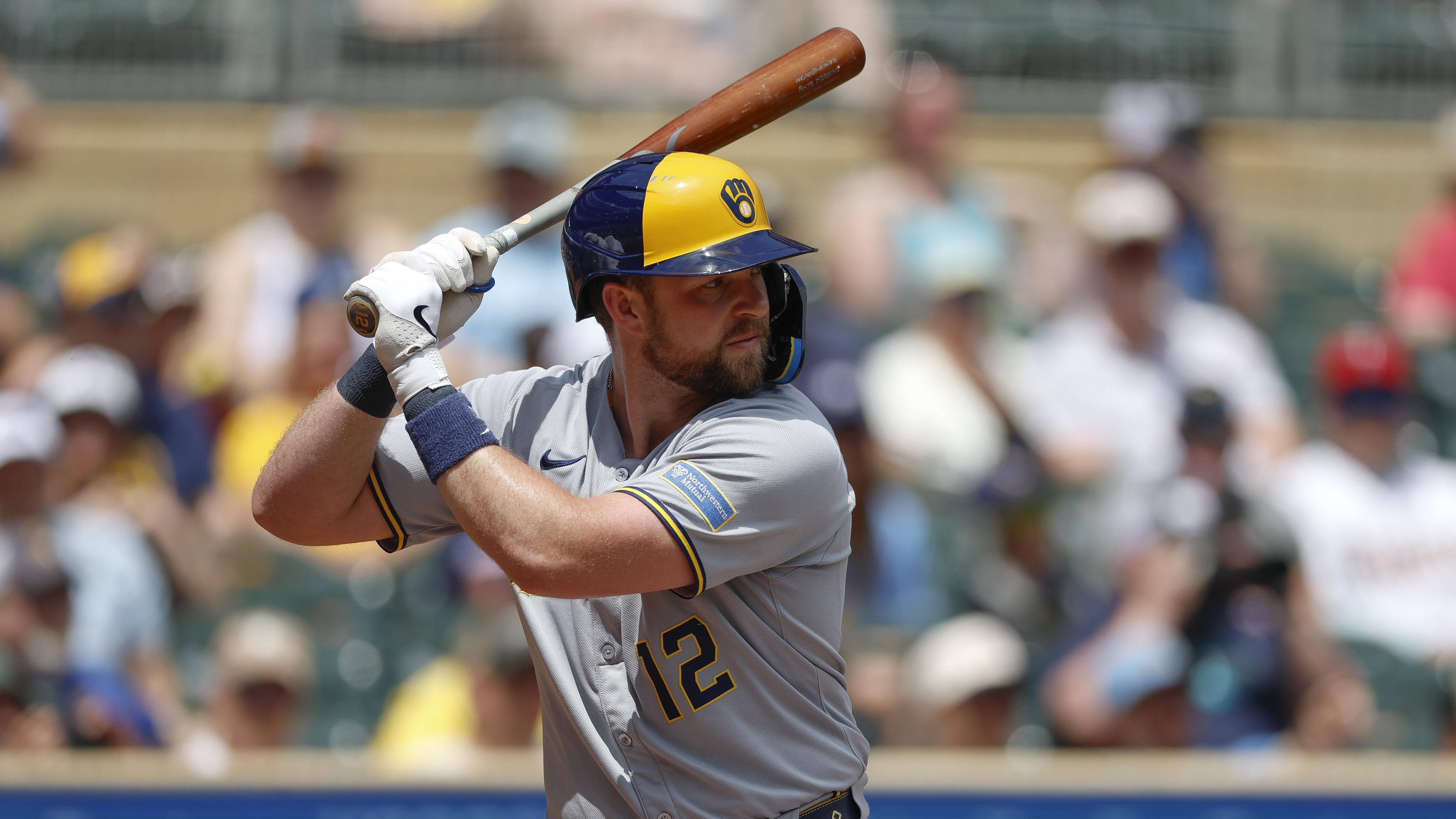 Milwaukee Brewers v Minnesota Twins