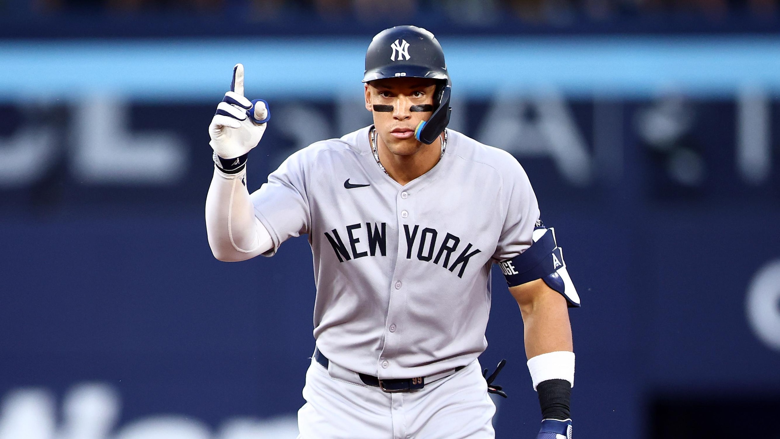 New York Yankees v Toronto Blue Jays
