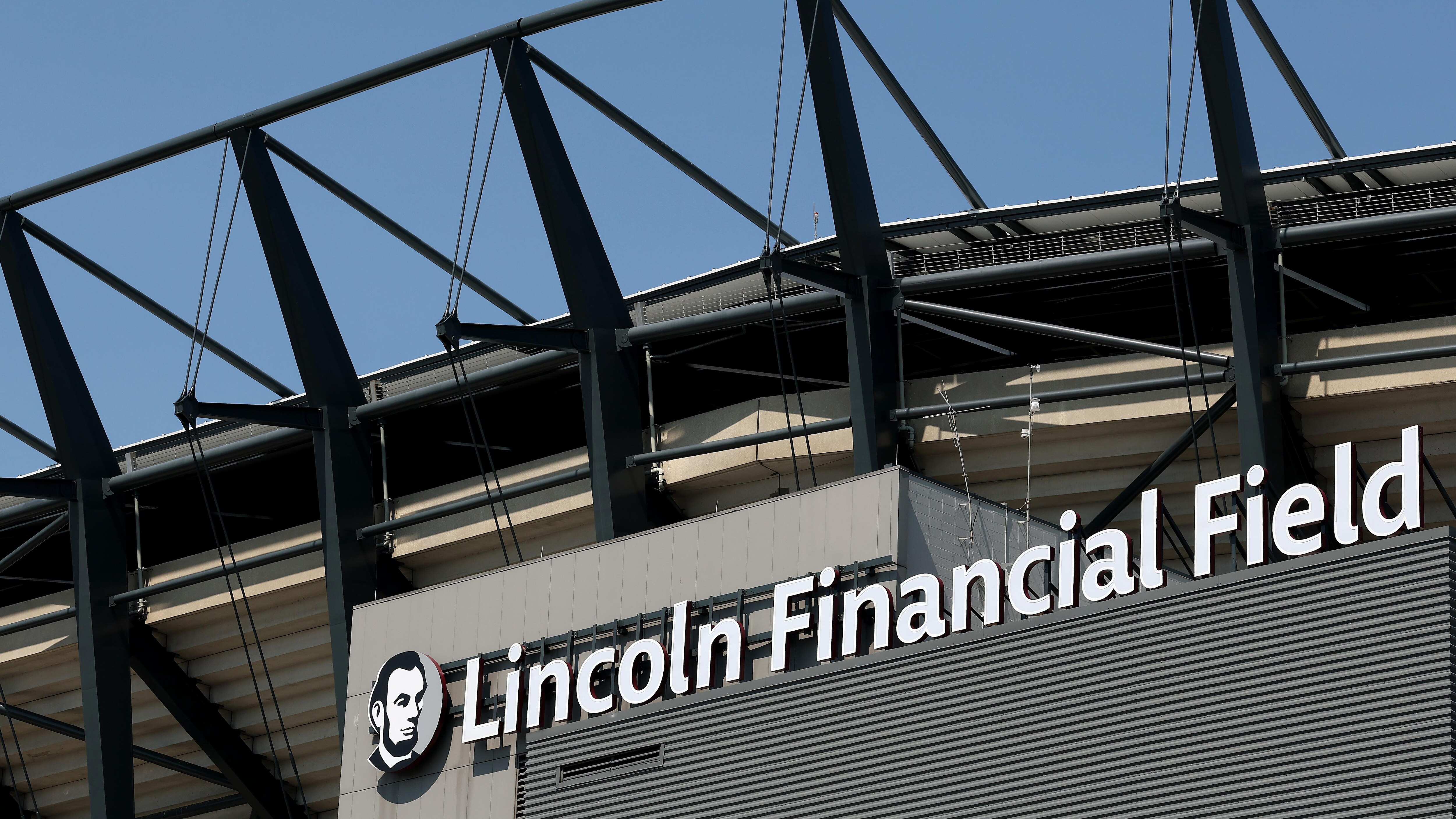 Eagles Survey Season-Ticket Holders About Possibility of Building New Stadium