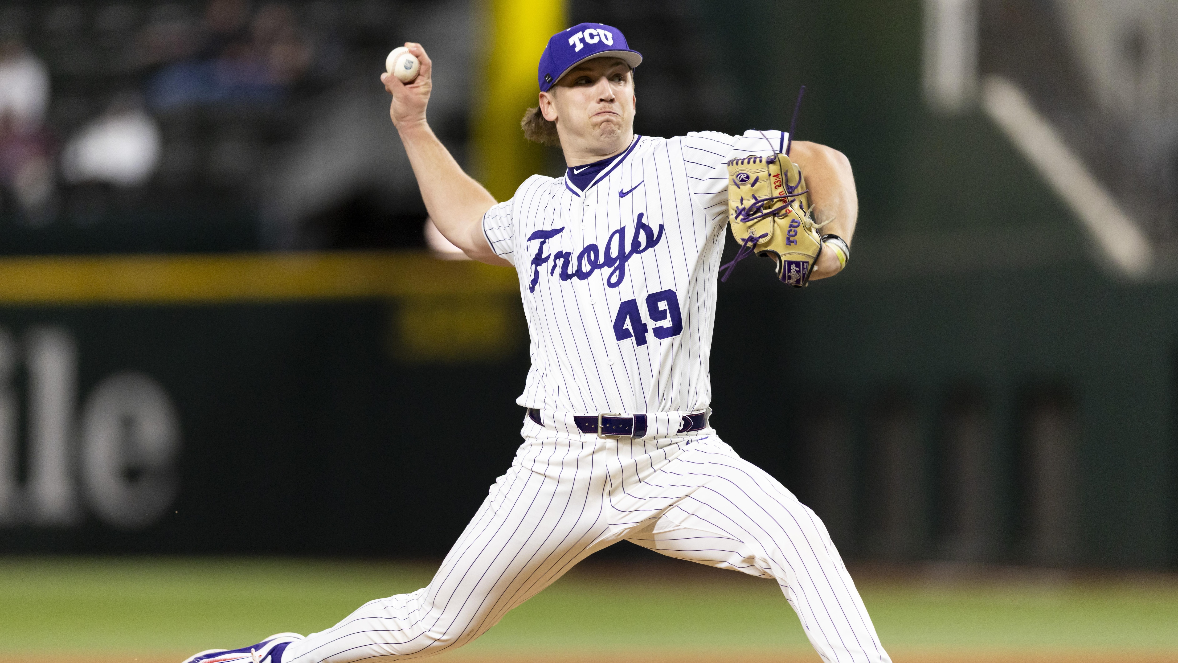 Arkansas Razorbacks vs Texas Christian University Horned Frogs