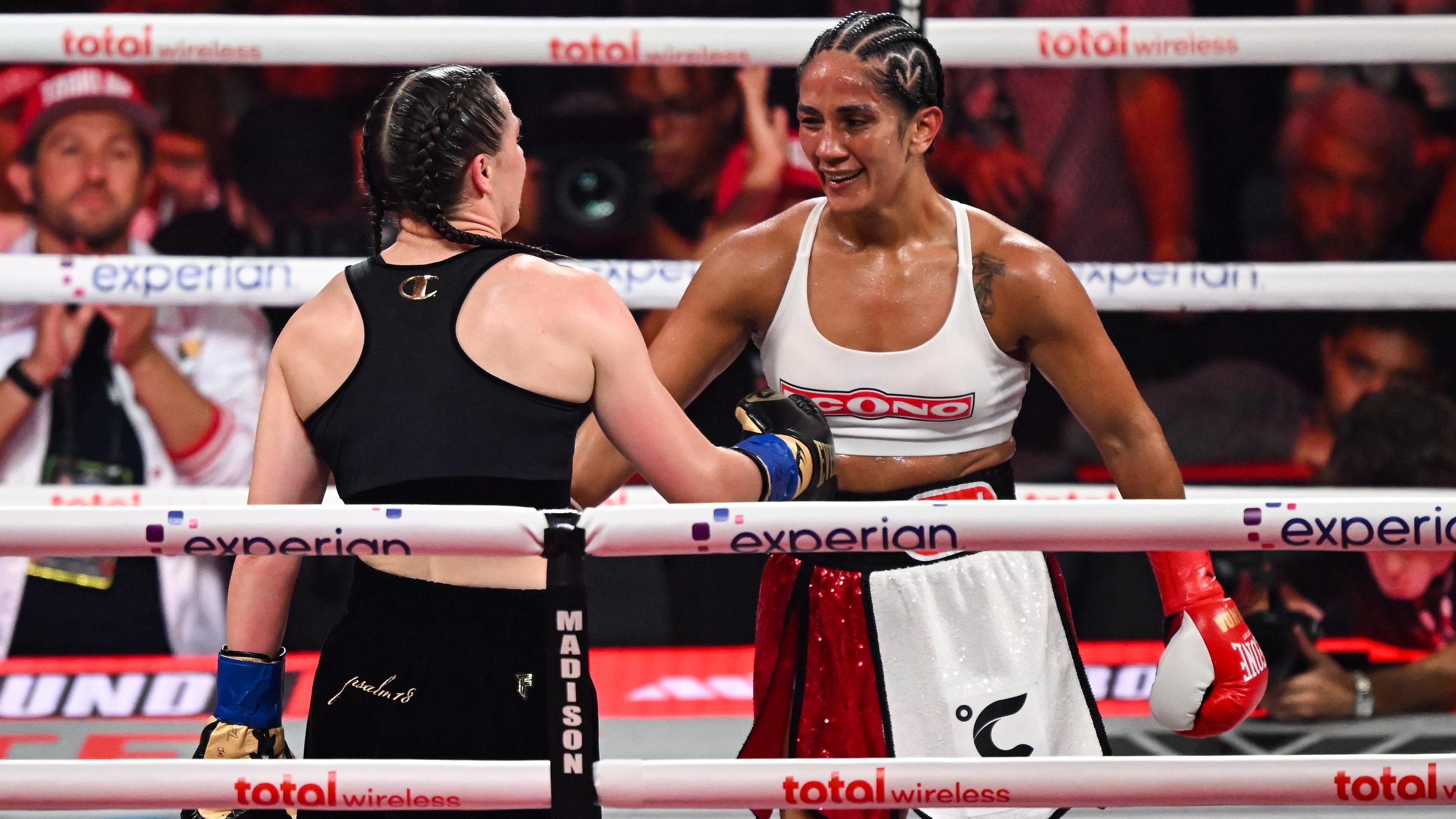 Katie Taylor v Amanda Serrano 3