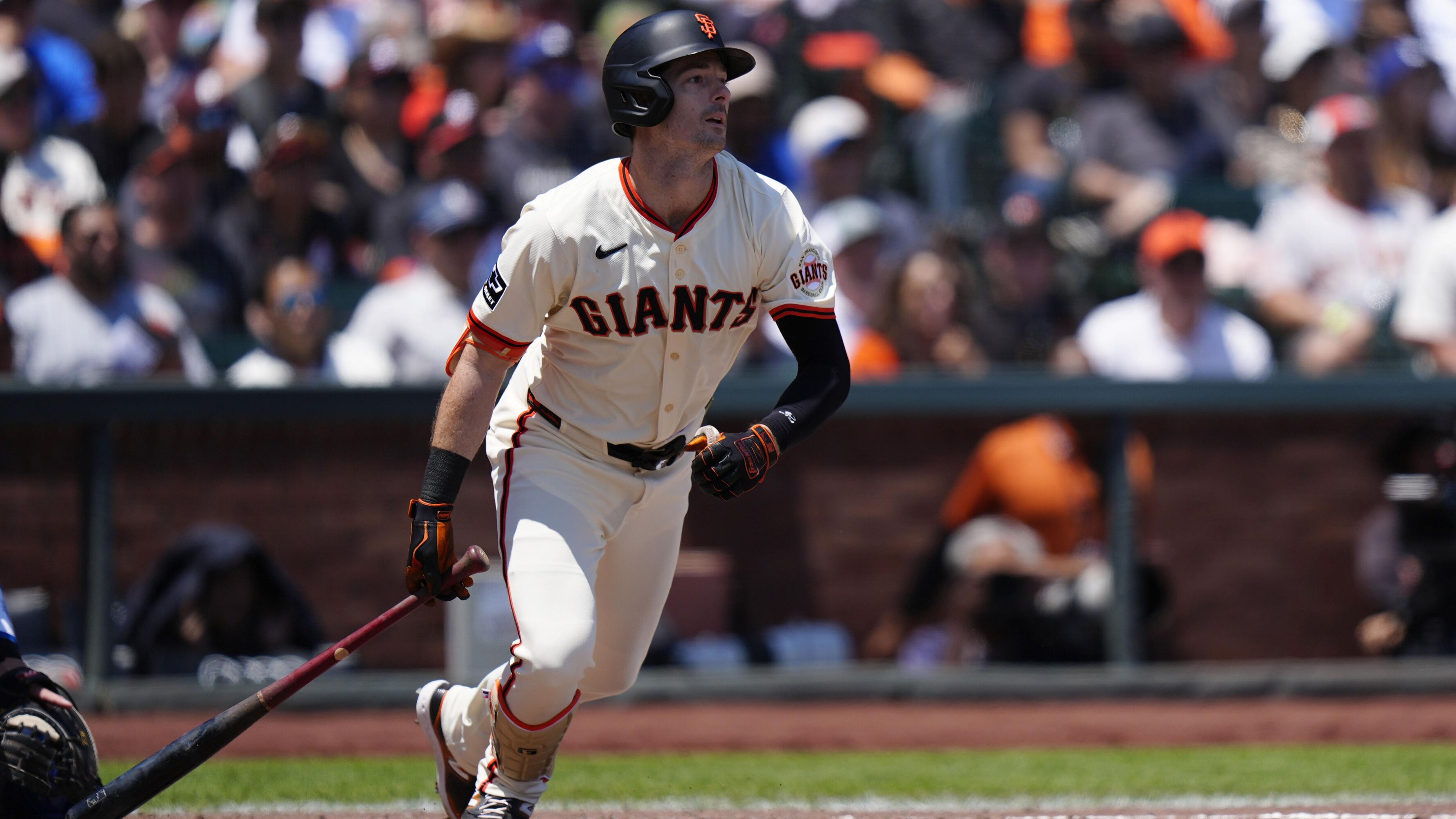 伝えられるところによると、マイク・ヤストルゼムスキーは2025 MLBの締め切りに巨人からロイヤルズに交換したと伝えられています