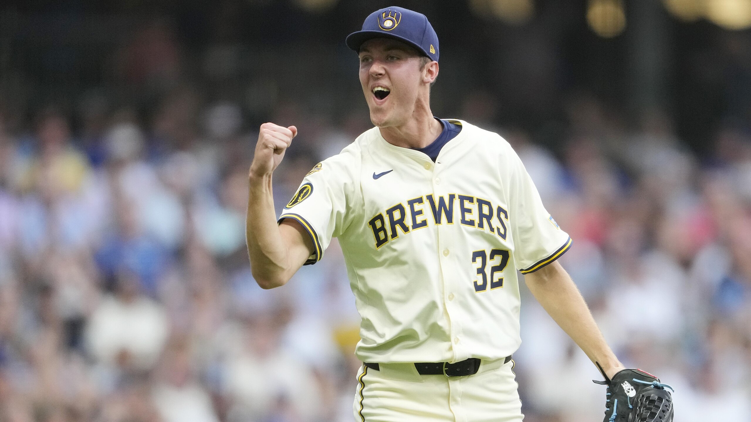 Los Angeles Dodgers v Milwaukee Brewers