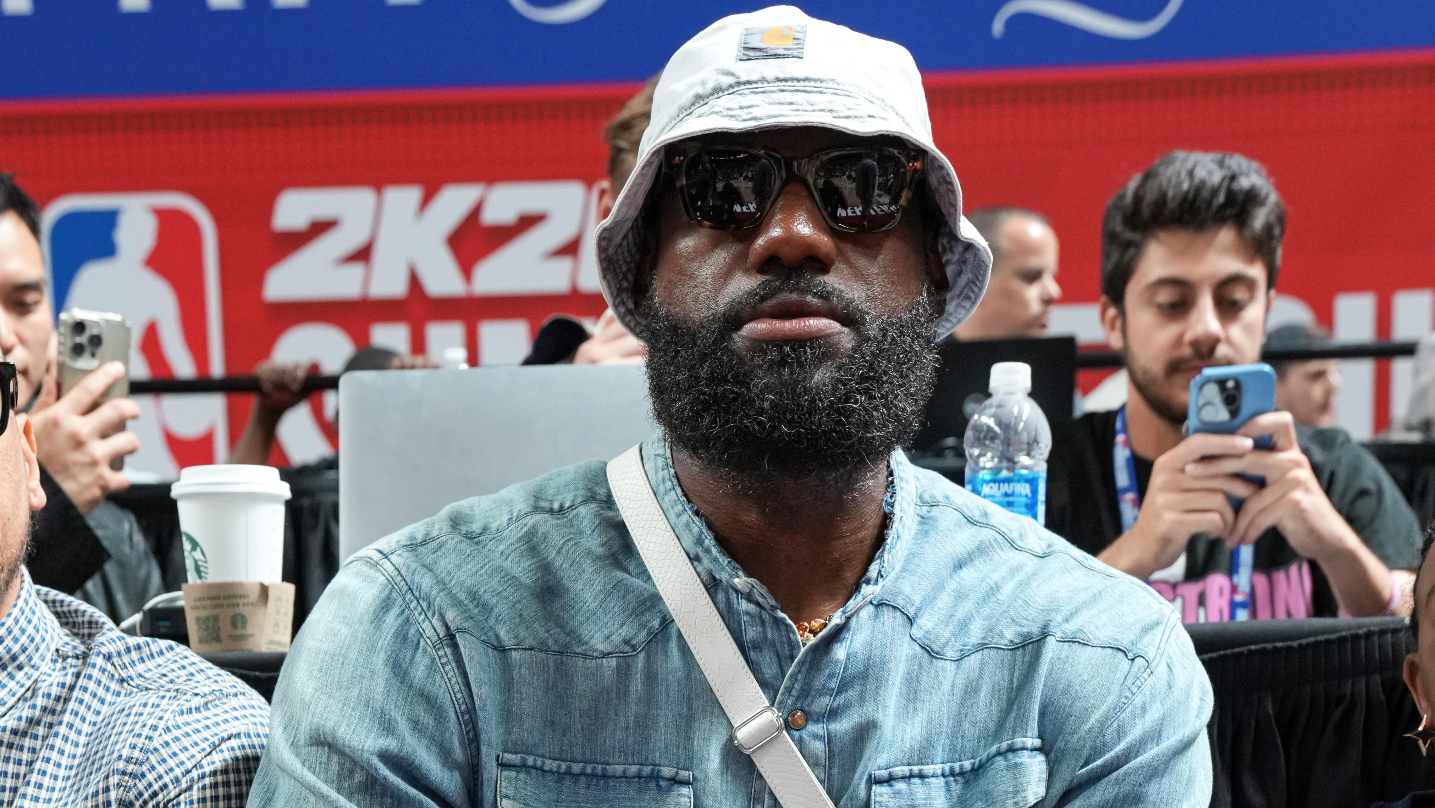 Lakers’ LeBron James Says ‘Man F this Shhhhhh’ in Cryptic IG Photo amid NBA Rumors