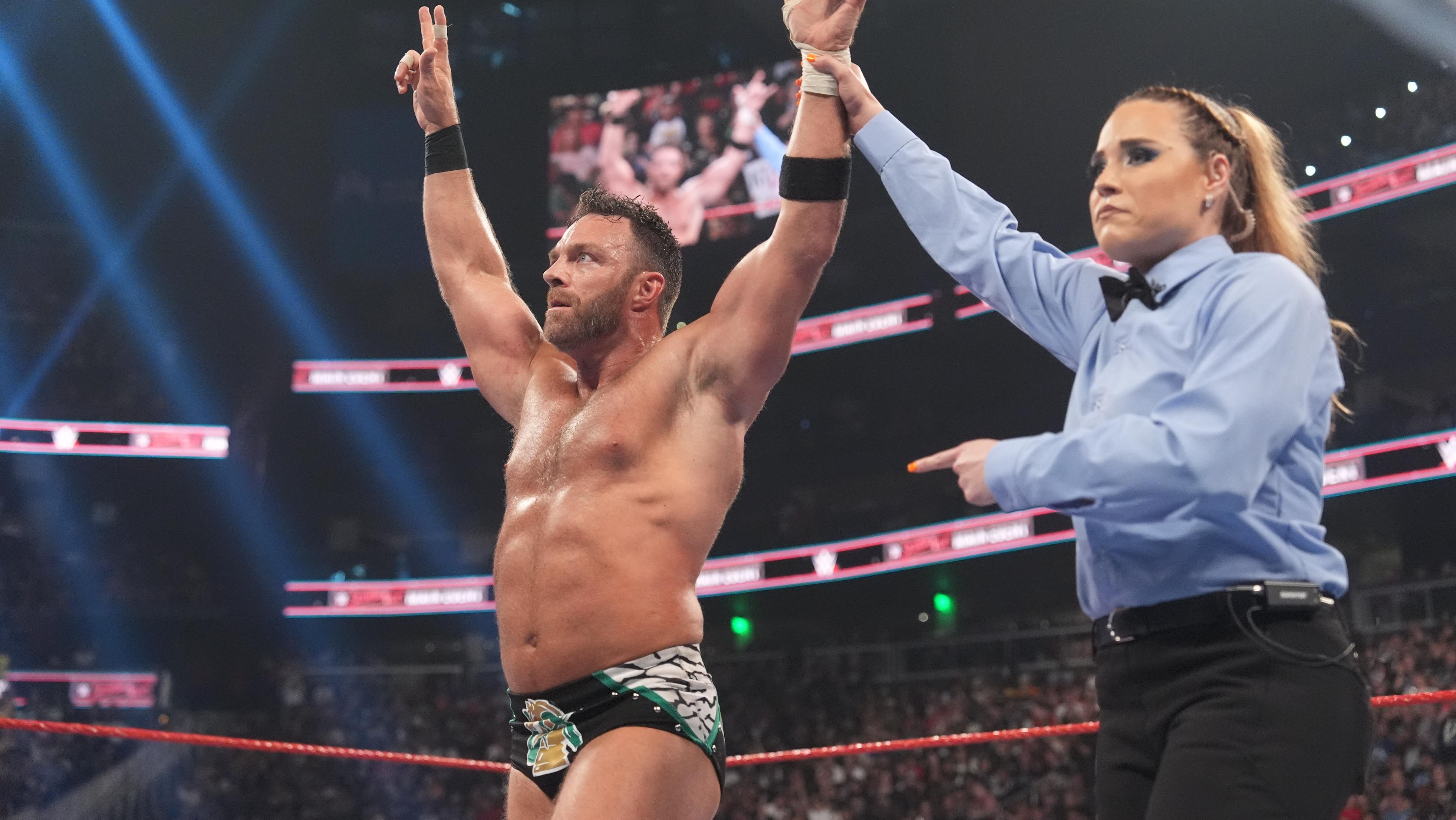 WWE - Saturday Night's Main Event