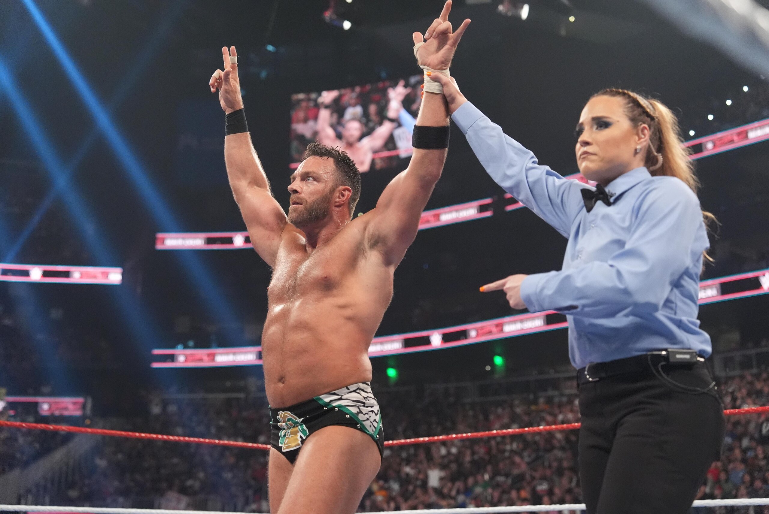 WWE - Saturday Night's Main Event