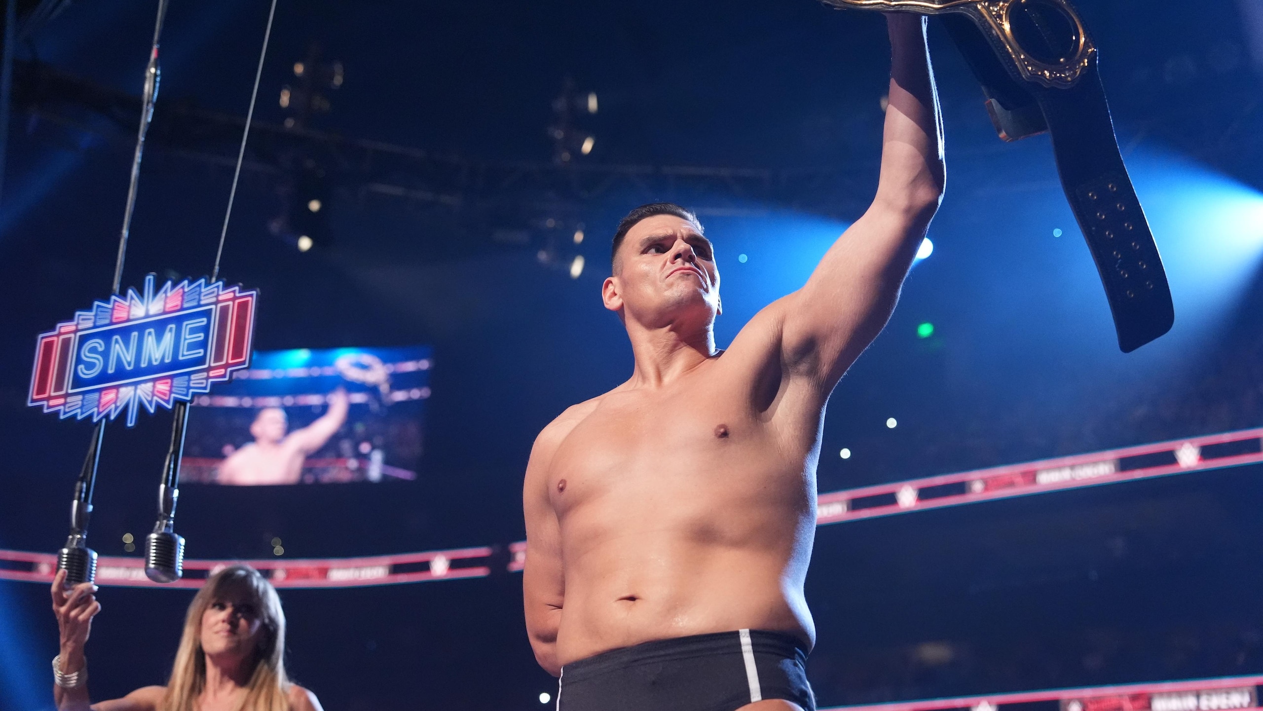 WWE - Saturday Night's Main Event