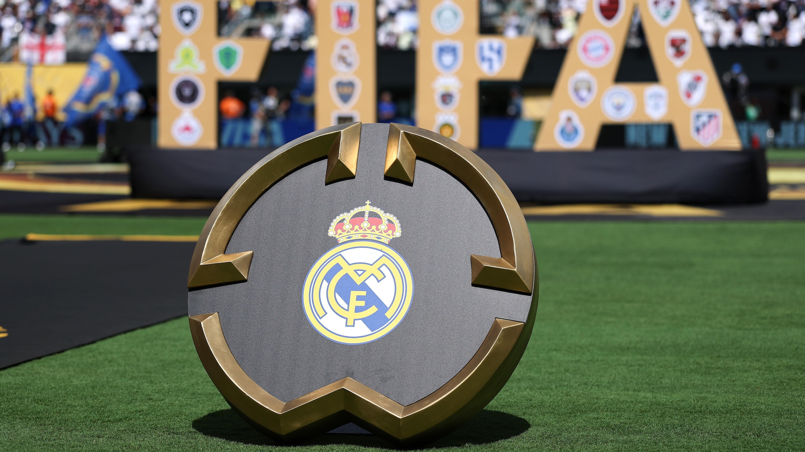 Paris Saint-Germain v Real Madrid CF: Semi Final - FIFA Club World Cup 2025