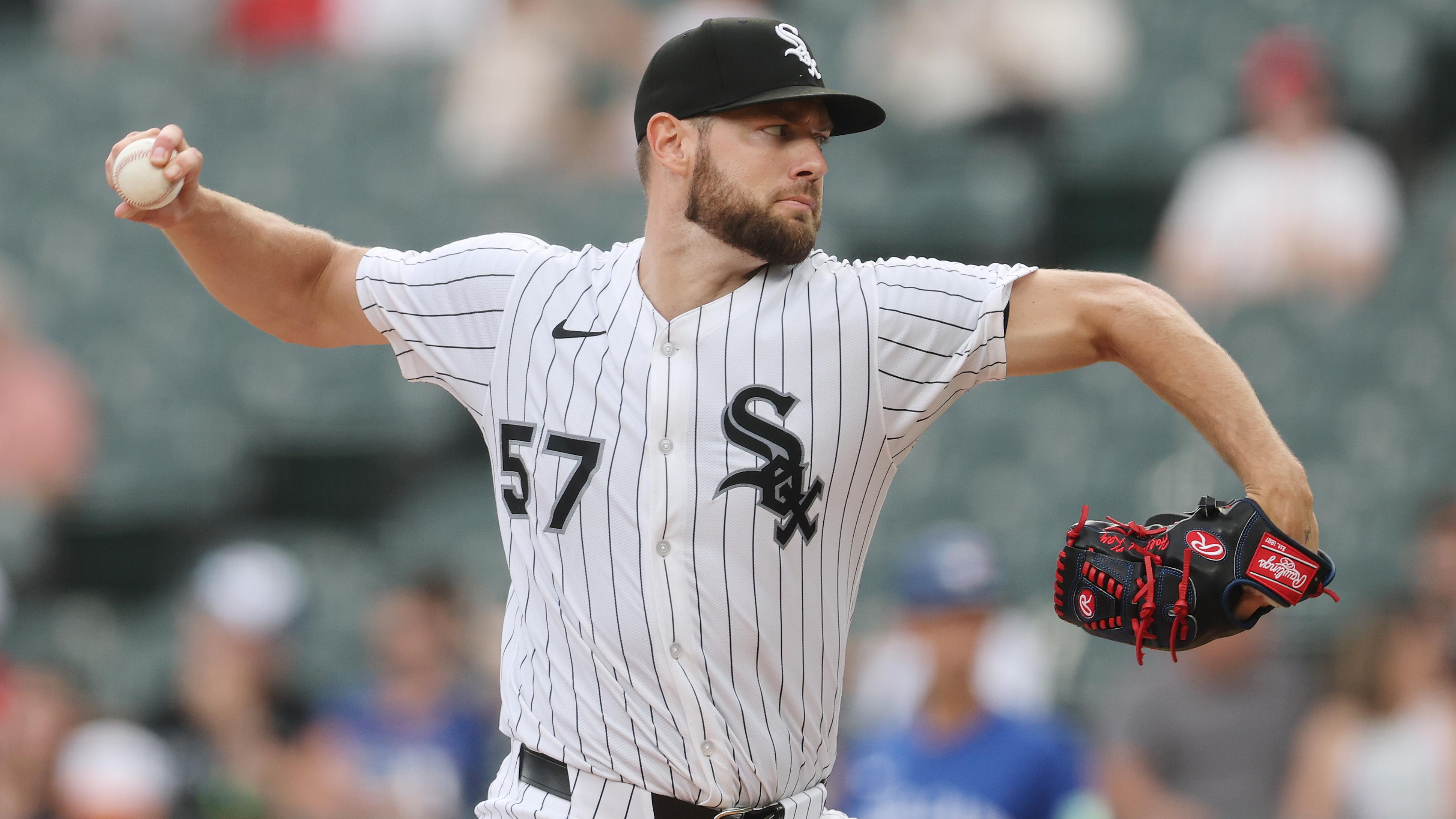 Toronto Blue Jays v Chicago White Sox