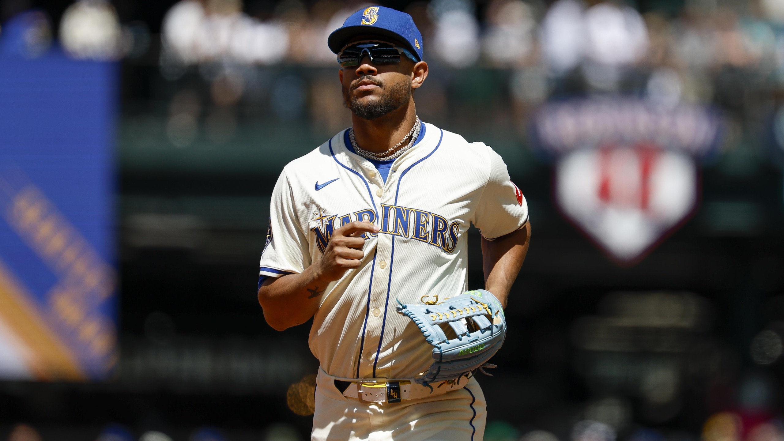 Pittsburgh Pirates v Seattle Mariners