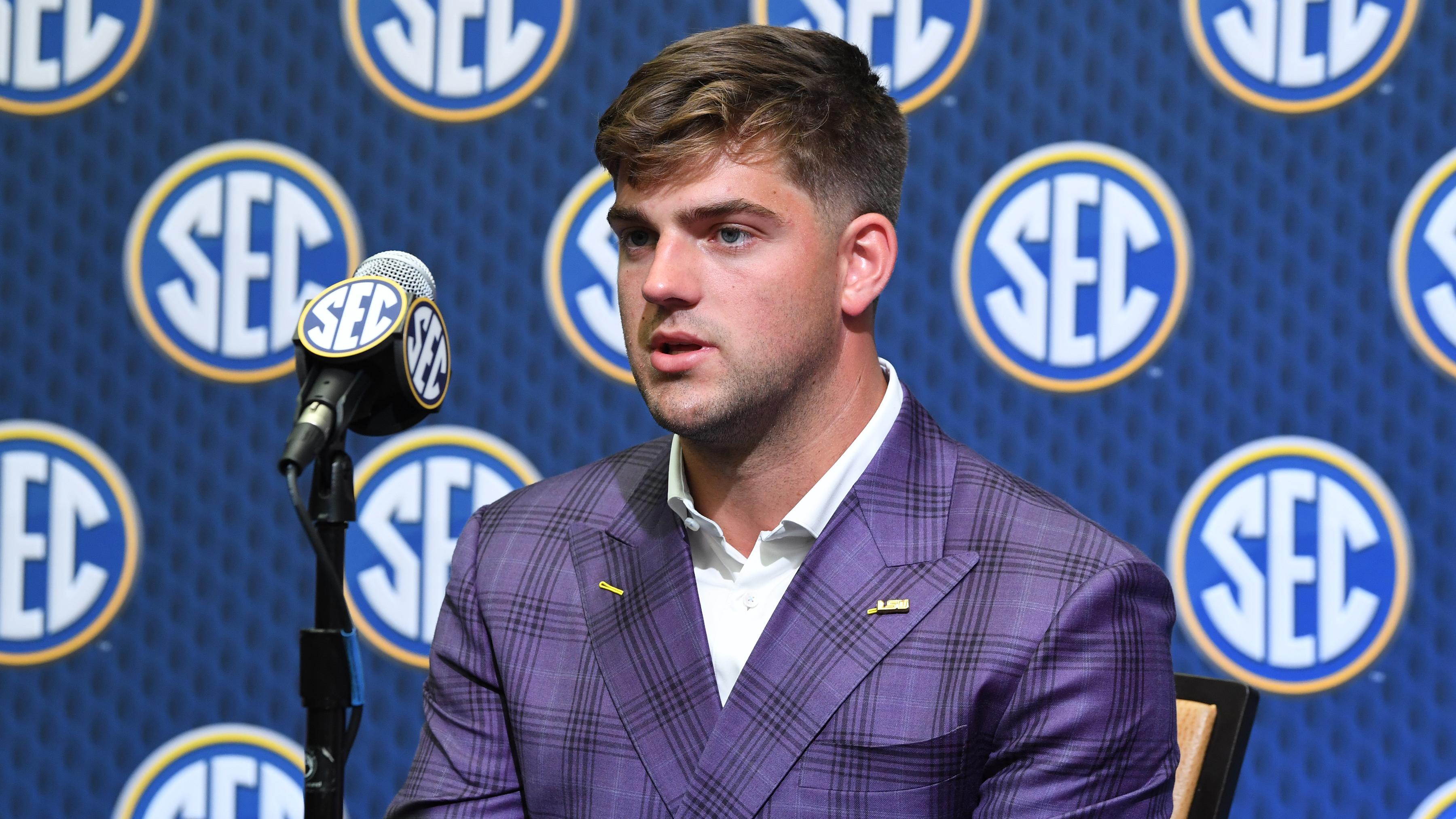 Why LSU 'Awarded' Garrett Nussmeier No. 18 Jersey as 1st QB to Wear Since Mauck in '03
