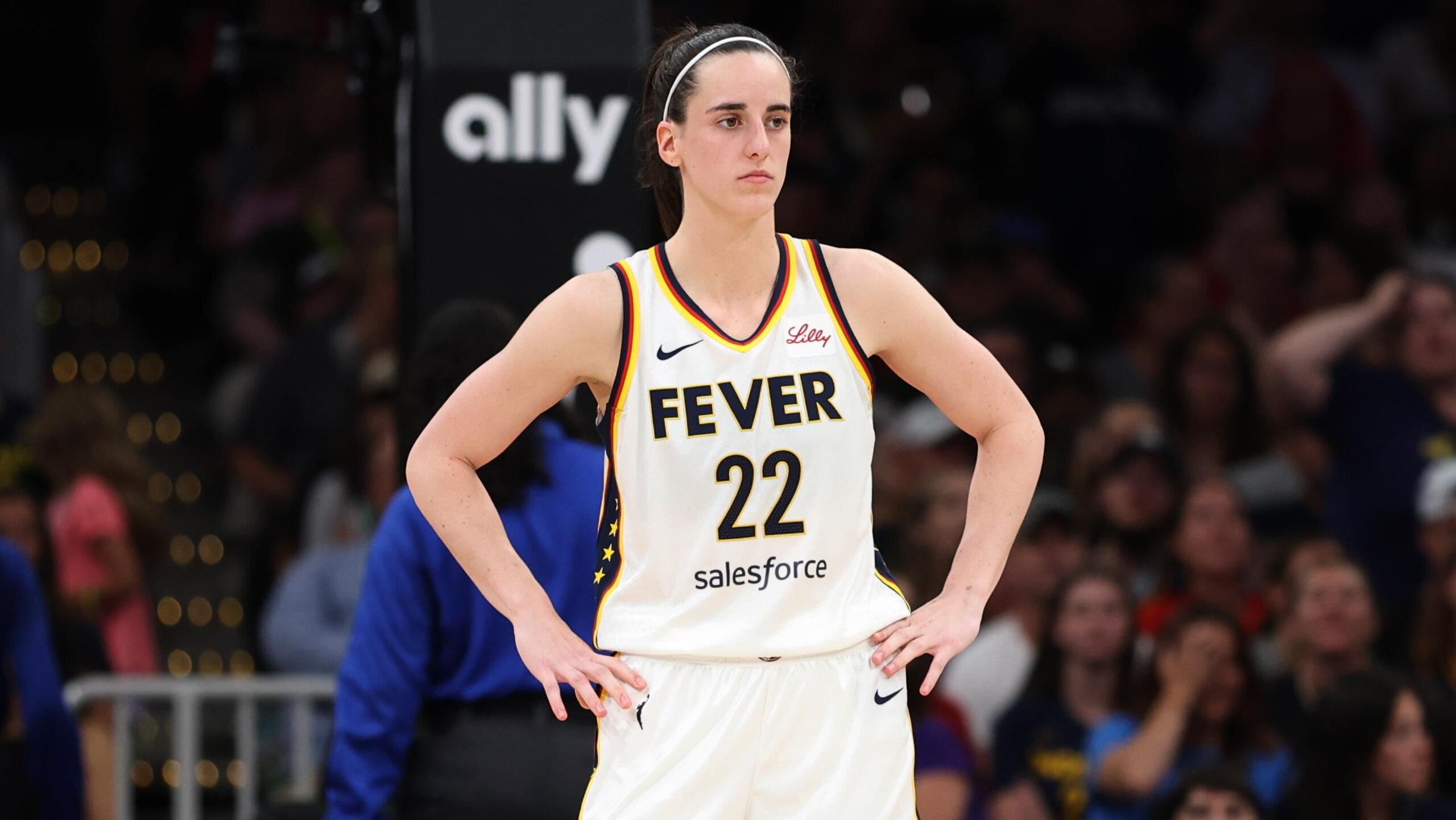 Indiana Fever v Connecticut Sun