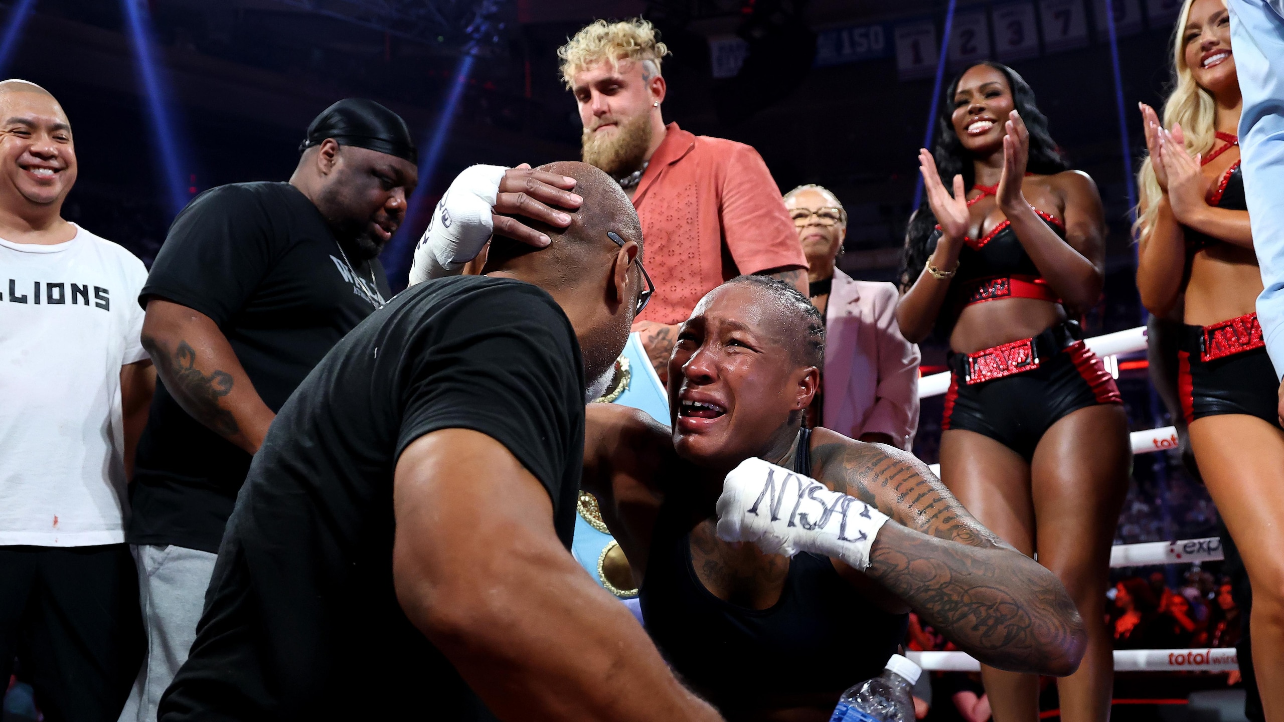Netflix's Katie Taylor vs Amanda Serrano 3 - Historic All-Women Fight Card at Madison Square Garden