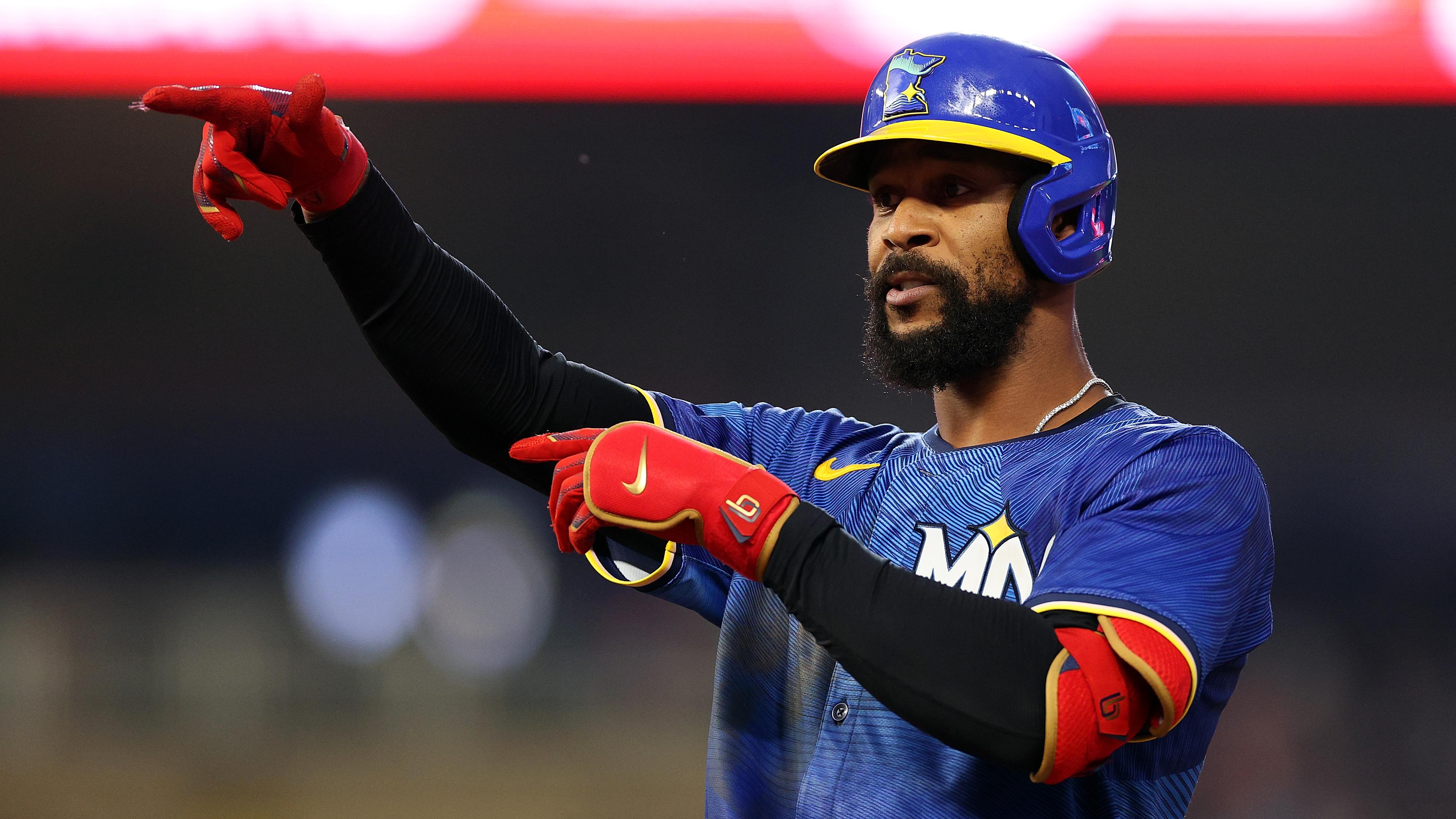 Pittsburgh Pirates v Minnesota Twins