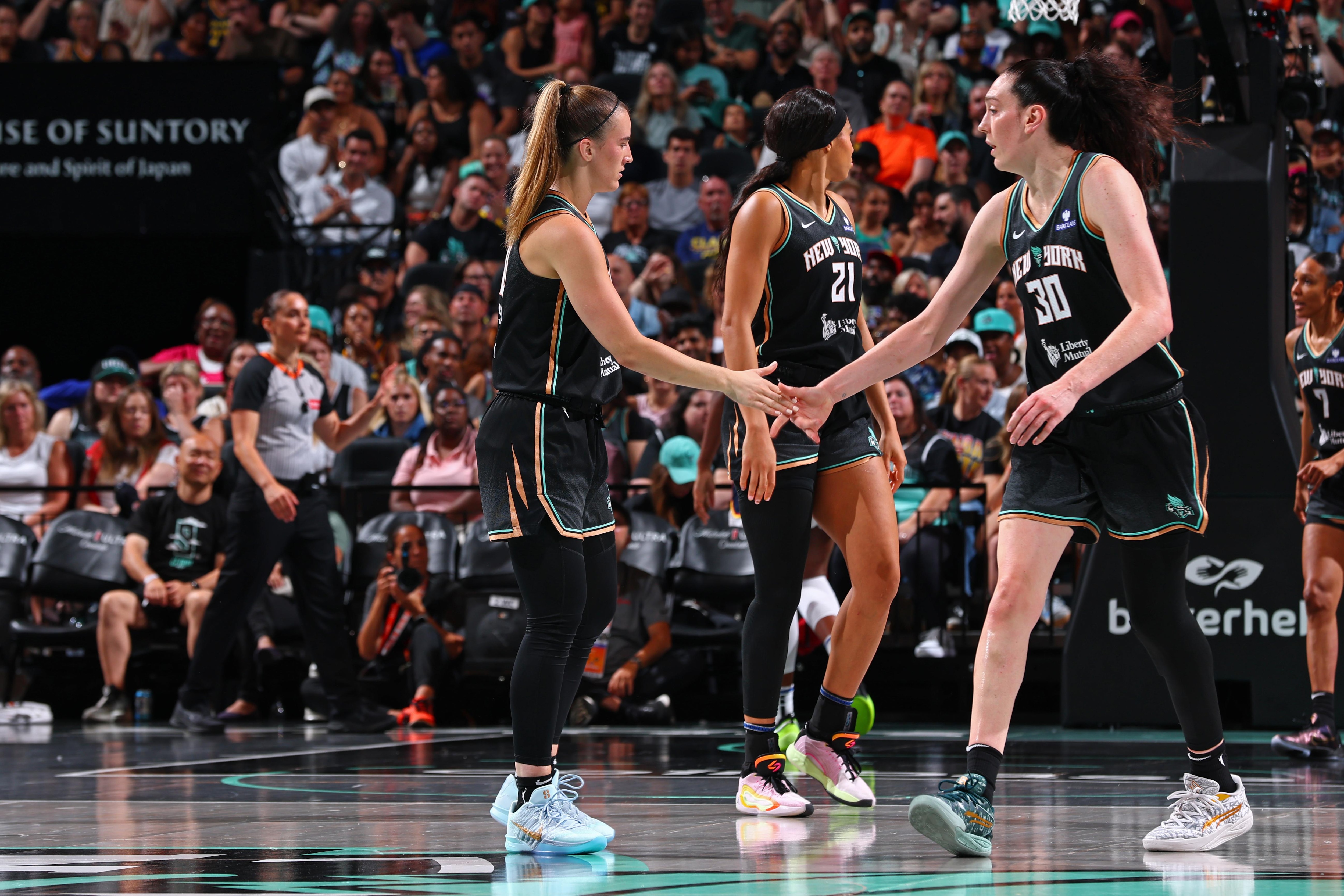 Indiana Fever v New York Liberty