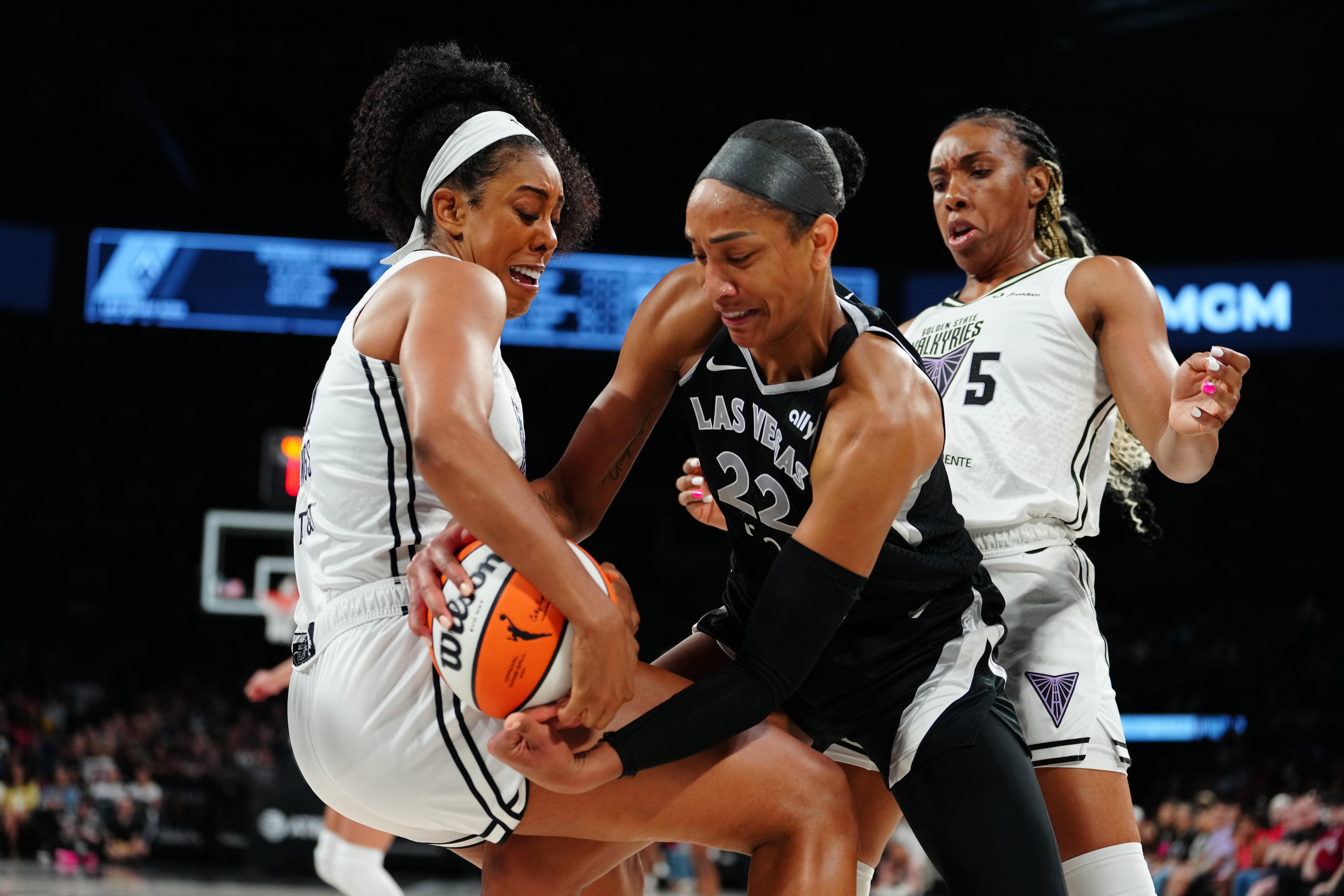 Golden State Valkyries v Las Vegas Aces