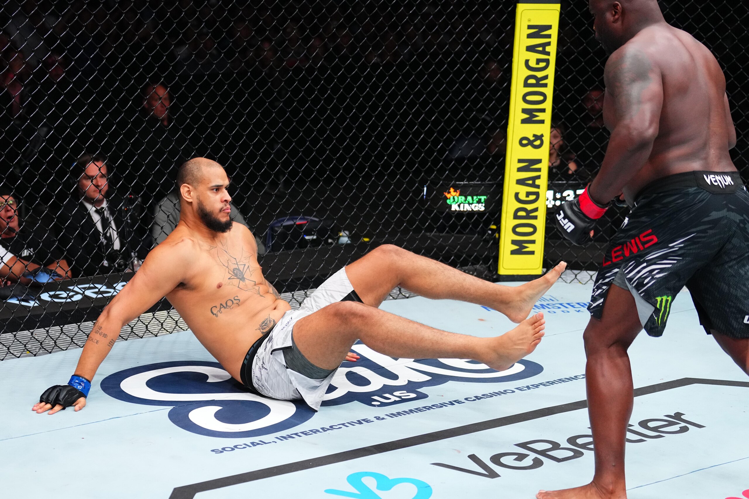 UFC Fight Night: Lewis v Teixeira