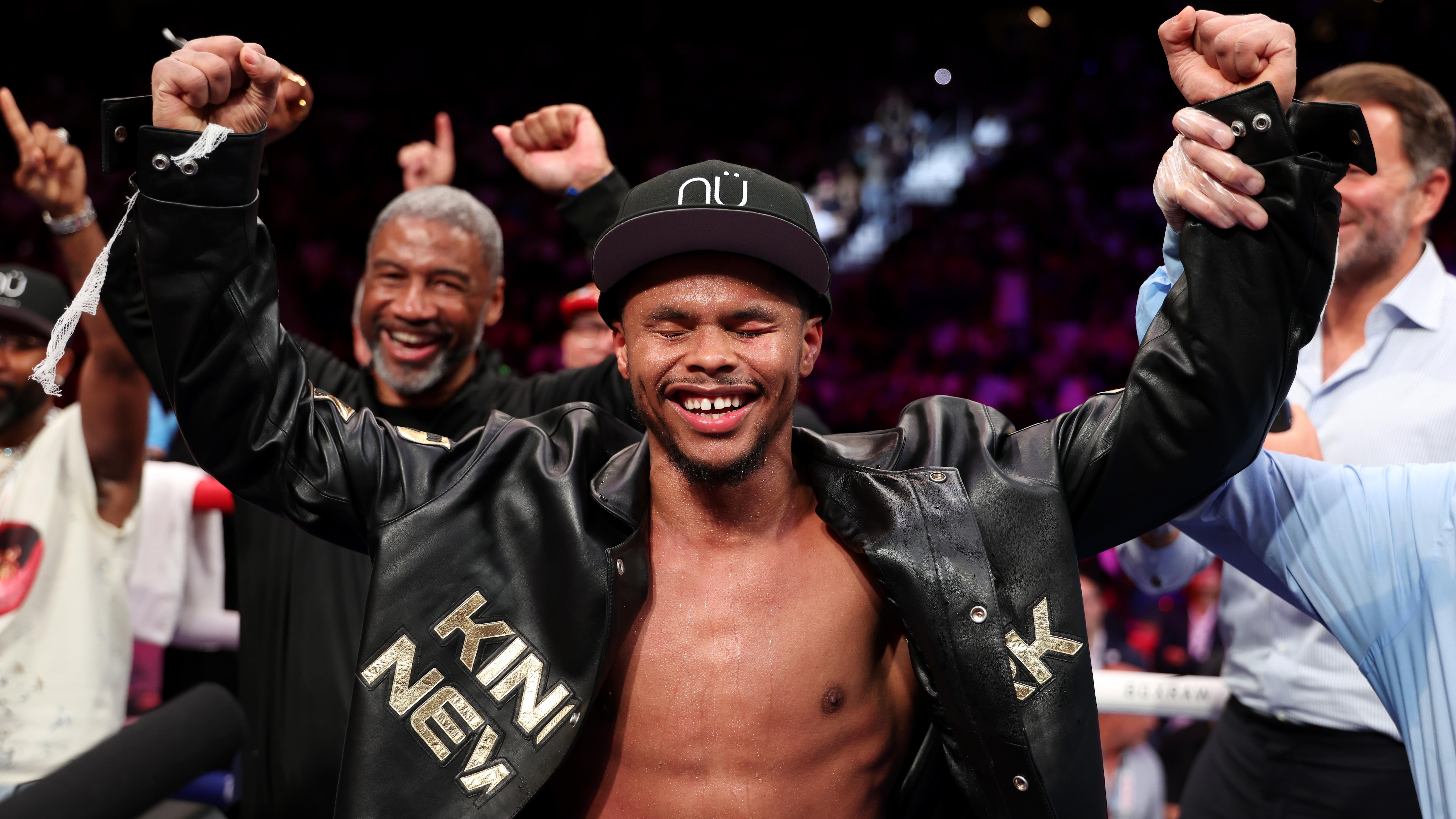 Shakur Defeats Lopez at MSG