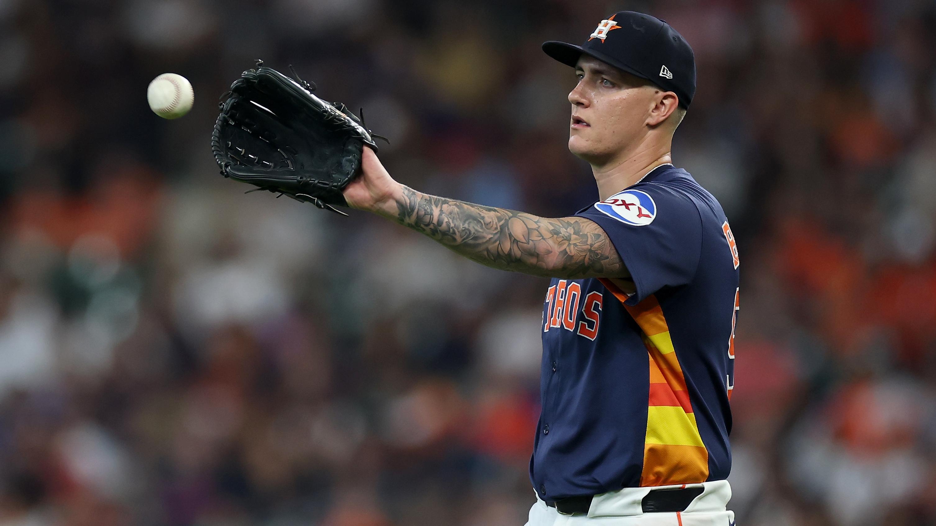 Texas Rangers v Houston Astros