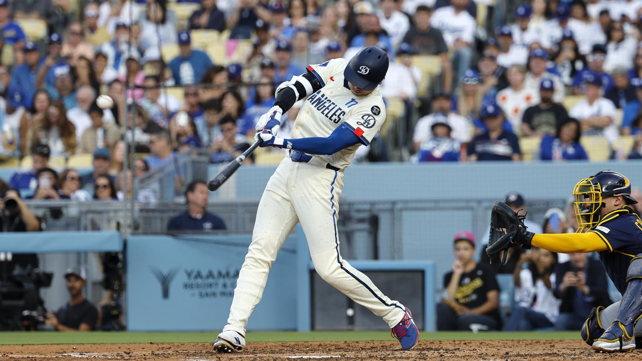 Milwaukee Brewers v Los Angeles Dodgers