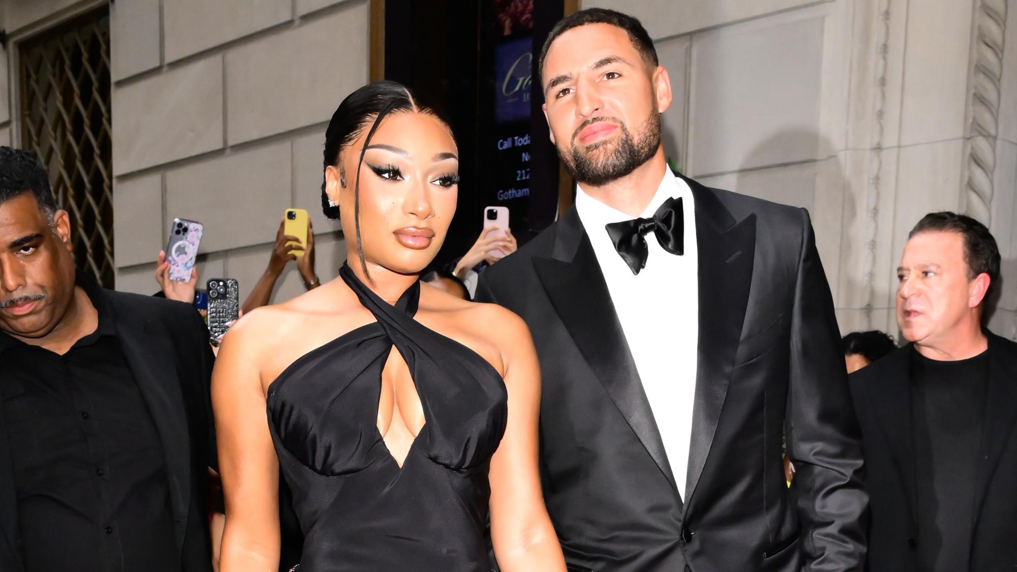 Klay Thompson Shows Off Watch Gifted to Him By Girlfriend Megan Thee ...