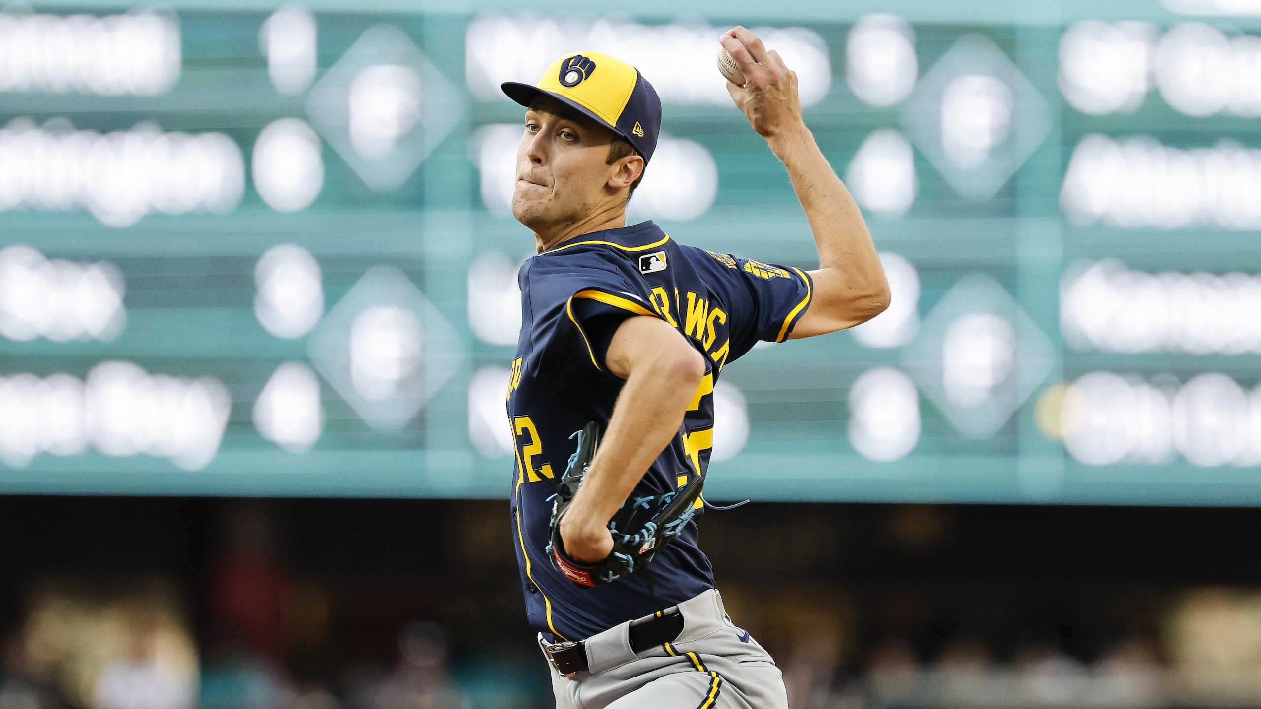 Milwaukee Brewers v Seattle Mariners