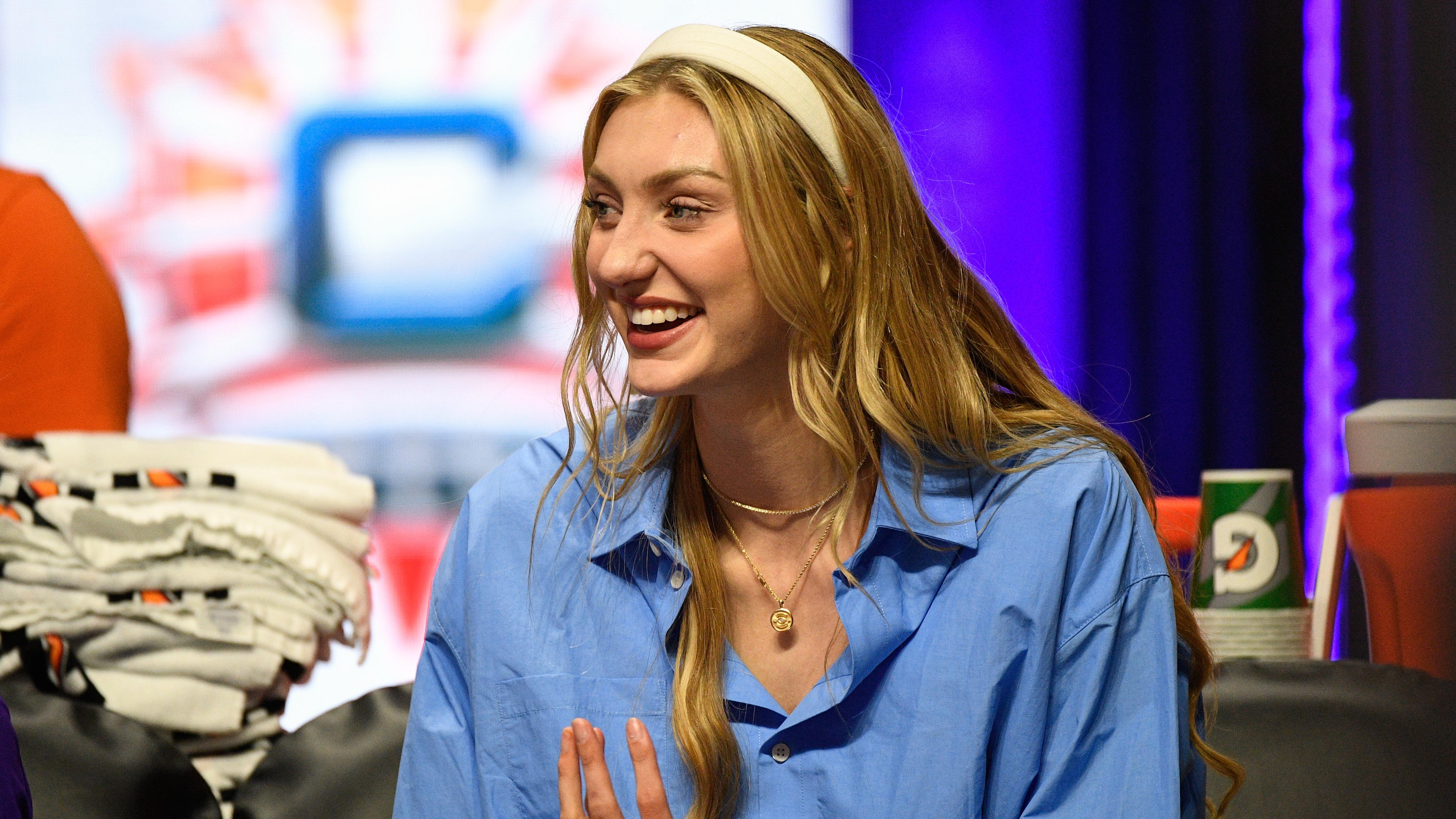 Cameron Brink Consulted Jamal Murray, Lindsey Vonn for Advice During Knee Injury Rehab