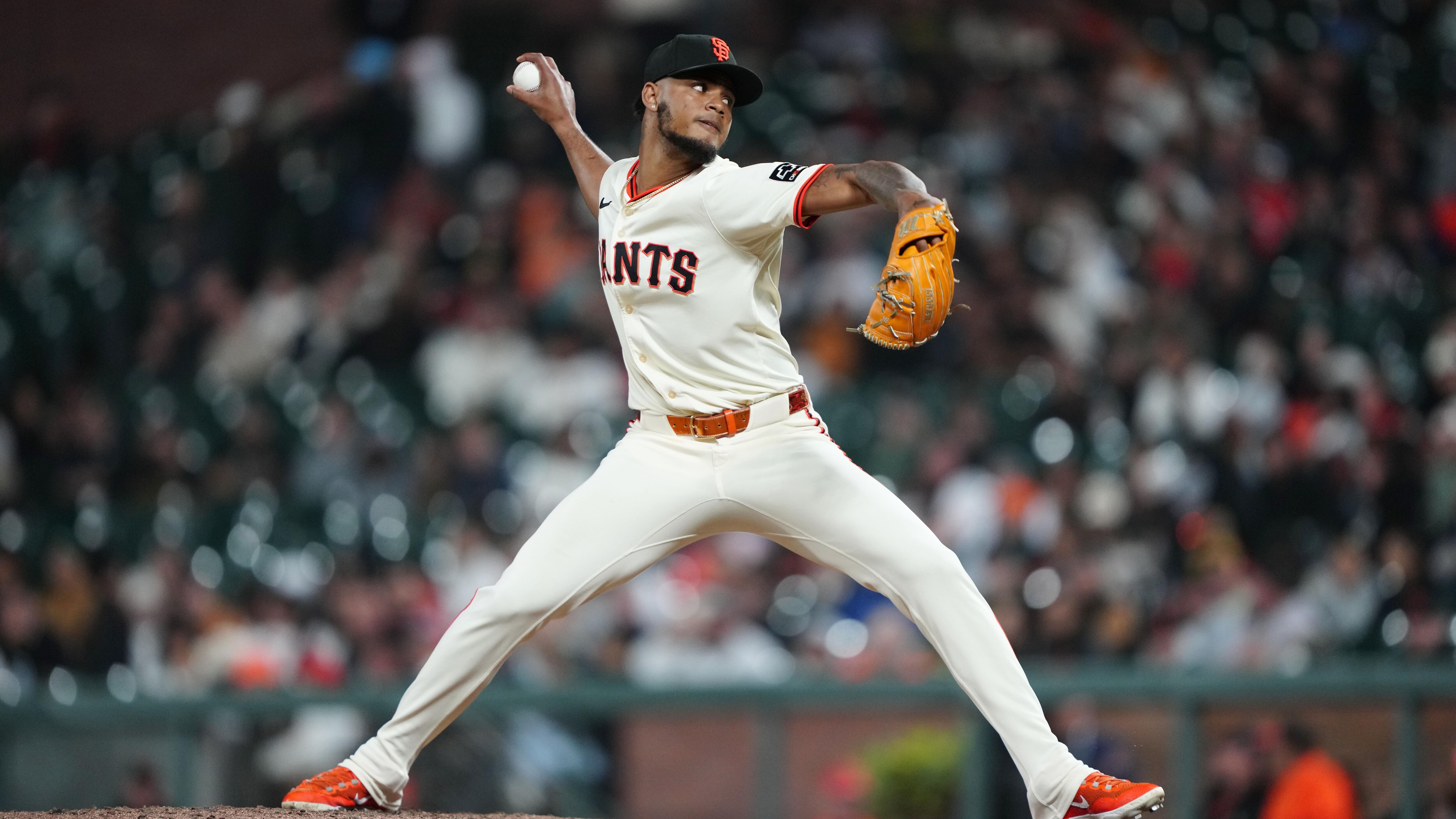 Yankees Reportedly Trade for Giants’ Camilo Doval, Rays’ Jose Caballero at Deadline