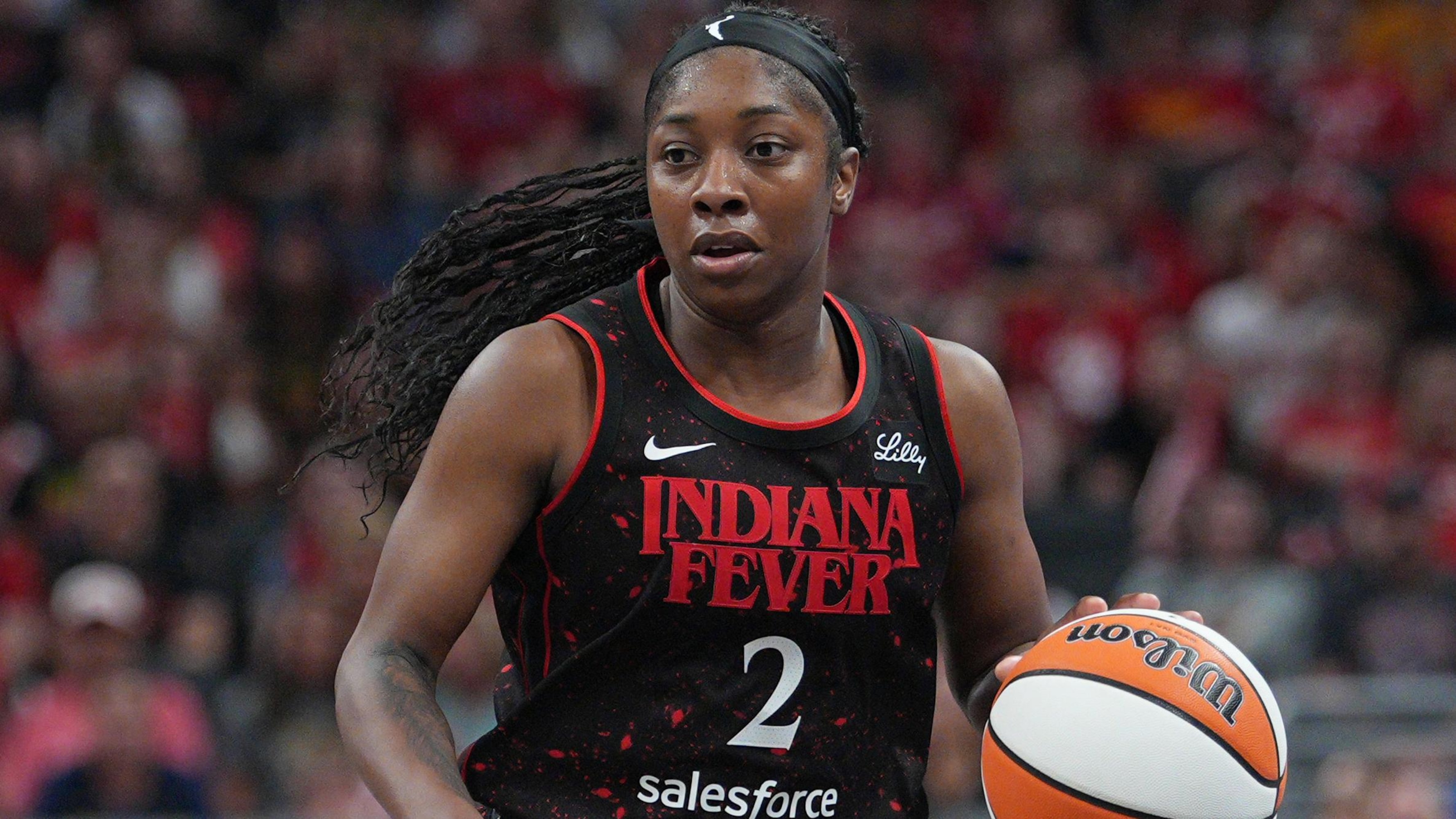 Indiana Fever Defeats Phoenix Mercury 107-101 Despite Clarks Absence